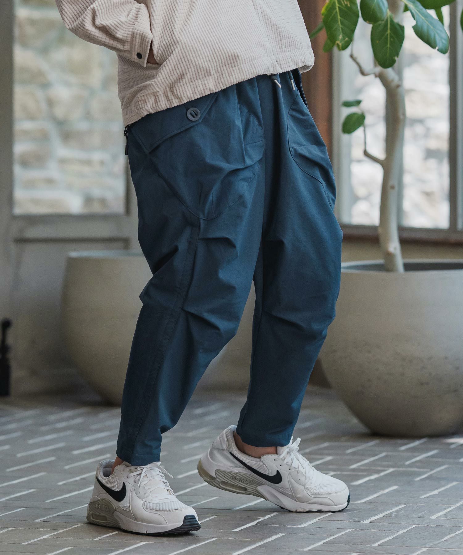 CPカンパニー ナイロンレンズパンツ　46 　★春夏用 ナイロン パンツ 4WAY ストレッチ ジップフライ 4-Way Stretch Pants L