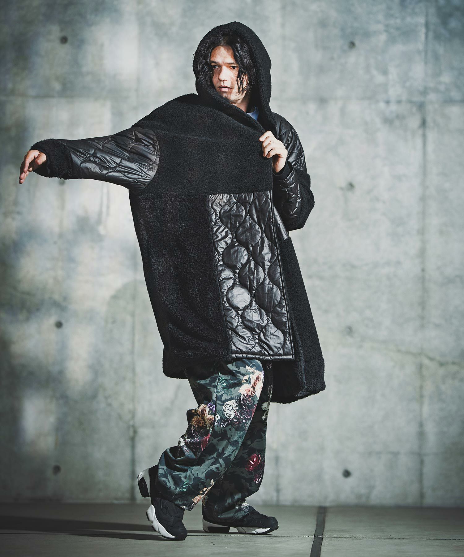 GLIMCLAP(グリムクラップ)】Textured Patchwork Hoodie Coat GLIMCLAP(グリムクラップ)】Textured Patchwork Hoodie Coat