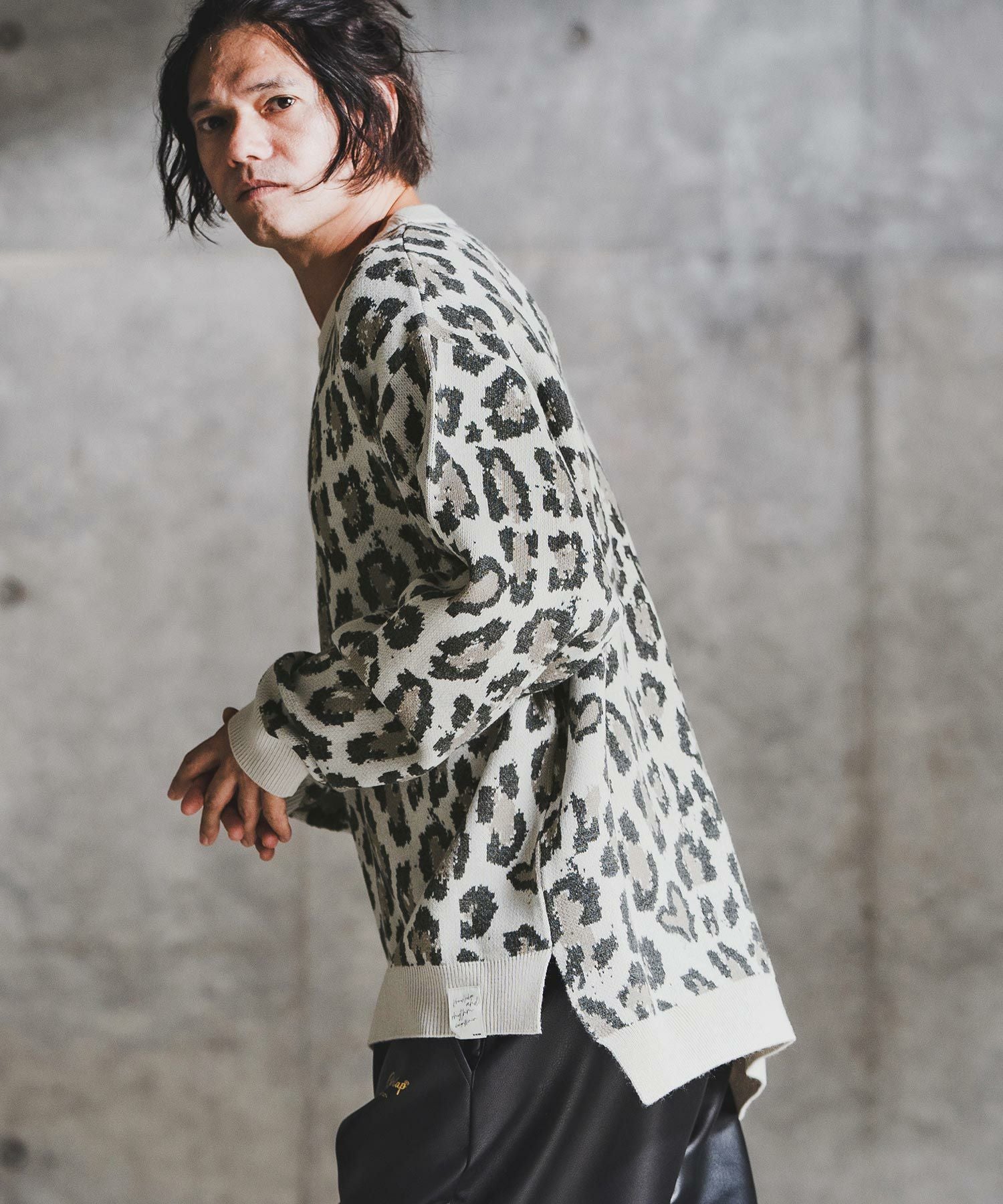 GLIMCLAP(グリムクラップ)】Illusionism Leopard Pattern Knit ニット