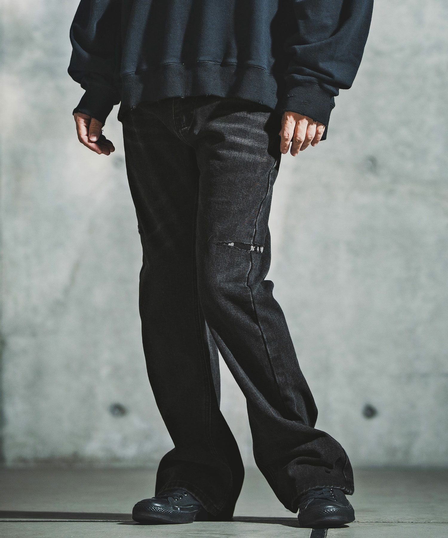 GLIMCLAP(グリムクラップ)】Vintage Wash Flare Denim - Plaid Repairs