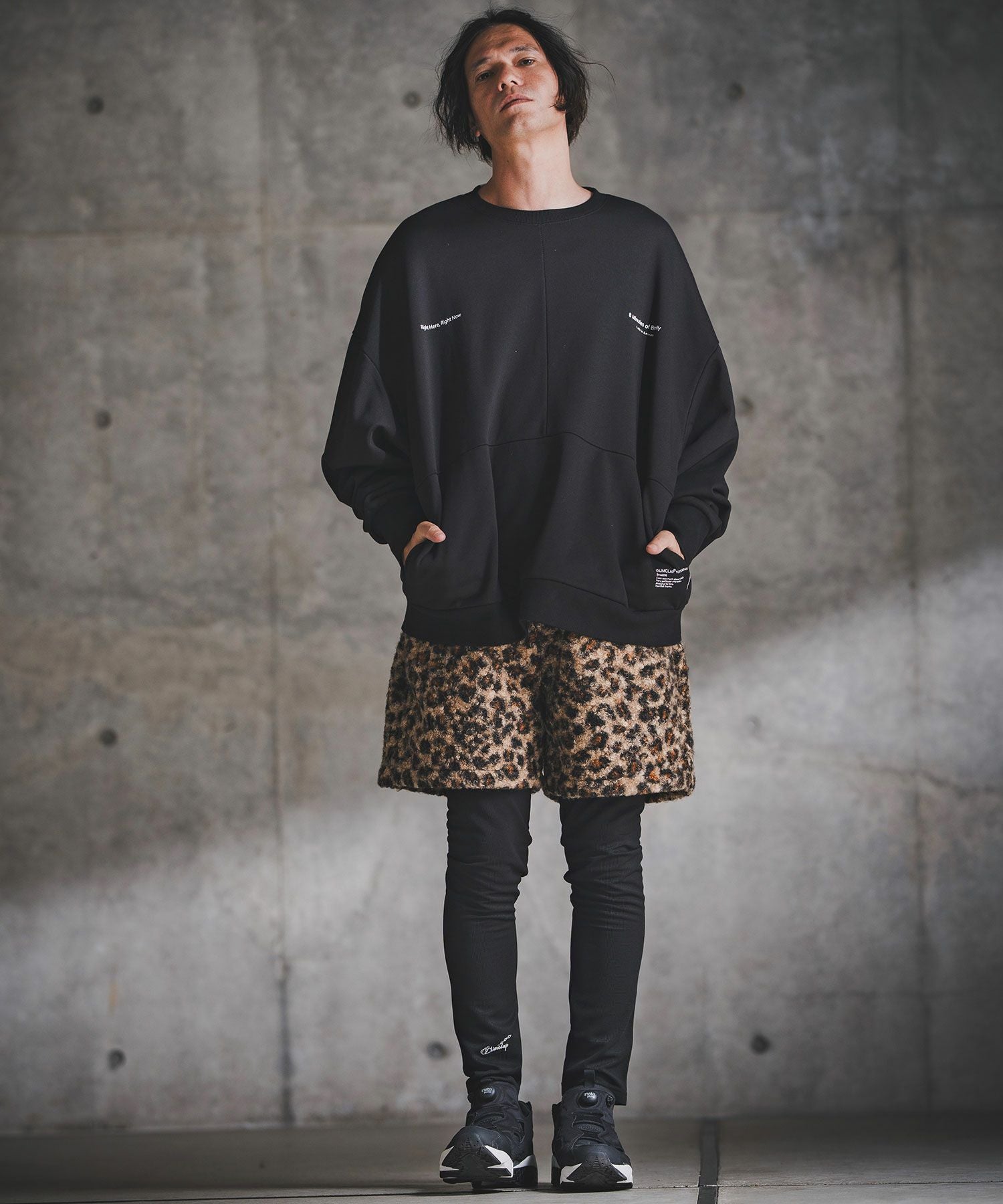 GLIMCLAP(グリムクラップ)】Point Graphic Sweat shirt スウェットプル