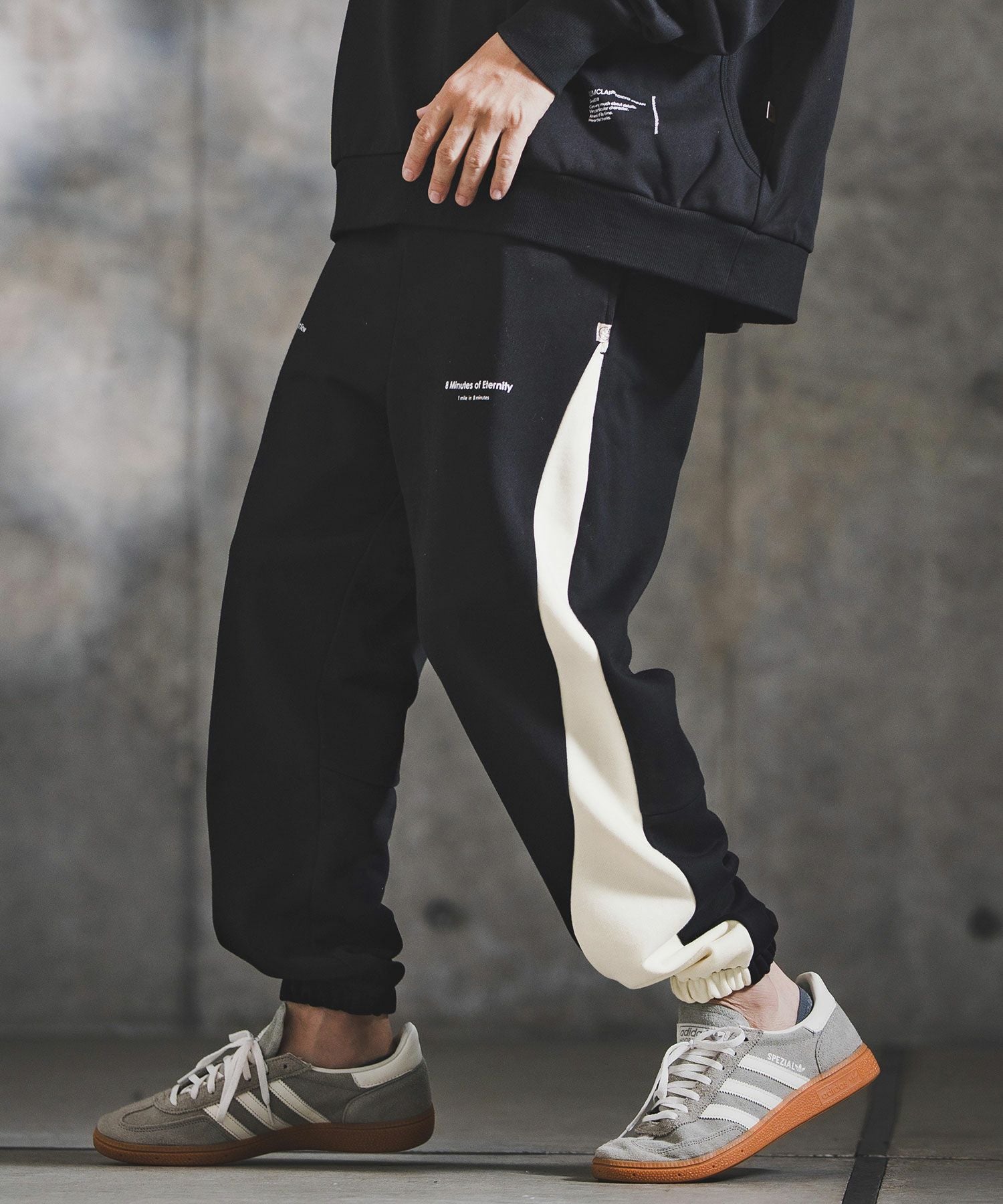 GLIMCLAP(グリムクラップ)】Point Graphic Sweat pants スウェット