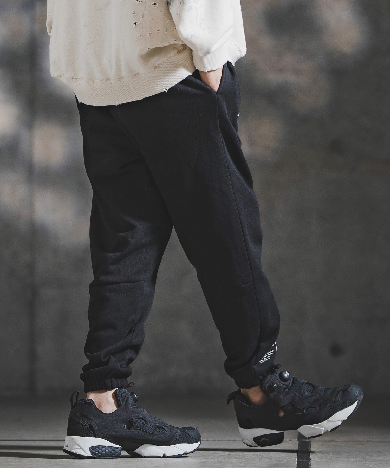 【新品】GLIMCLAP(グリムクラップ)ワイドシルエットスウェット ブラックS GLIMCLAP(グリムクラップ)】Point Graphic Sweat pants スウェット