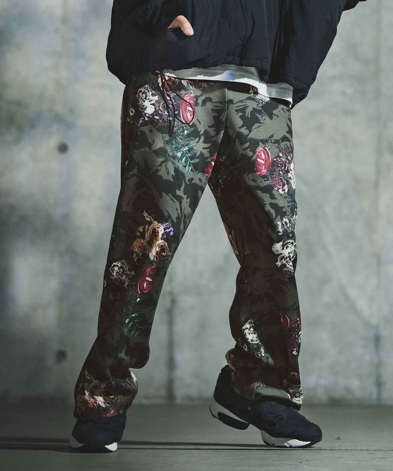 さ*ん様 GLIMCLAP グリムクラップ　ボタニカル　花柄　ジャージパンツ GLIMCLAP(グリムクラップ)】Original Textile Relaxed Fit Pants