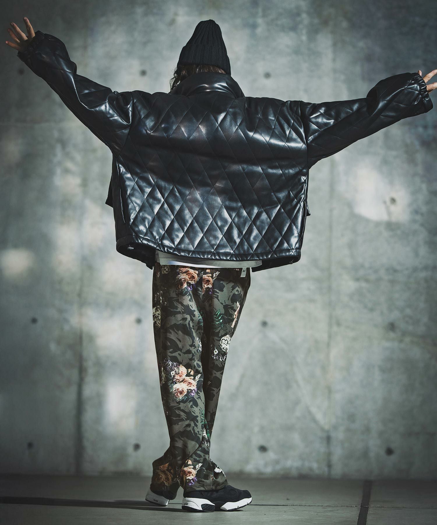 GLIMCLAP(グリムクラップ)】Original Botanical Print Jersey Pants