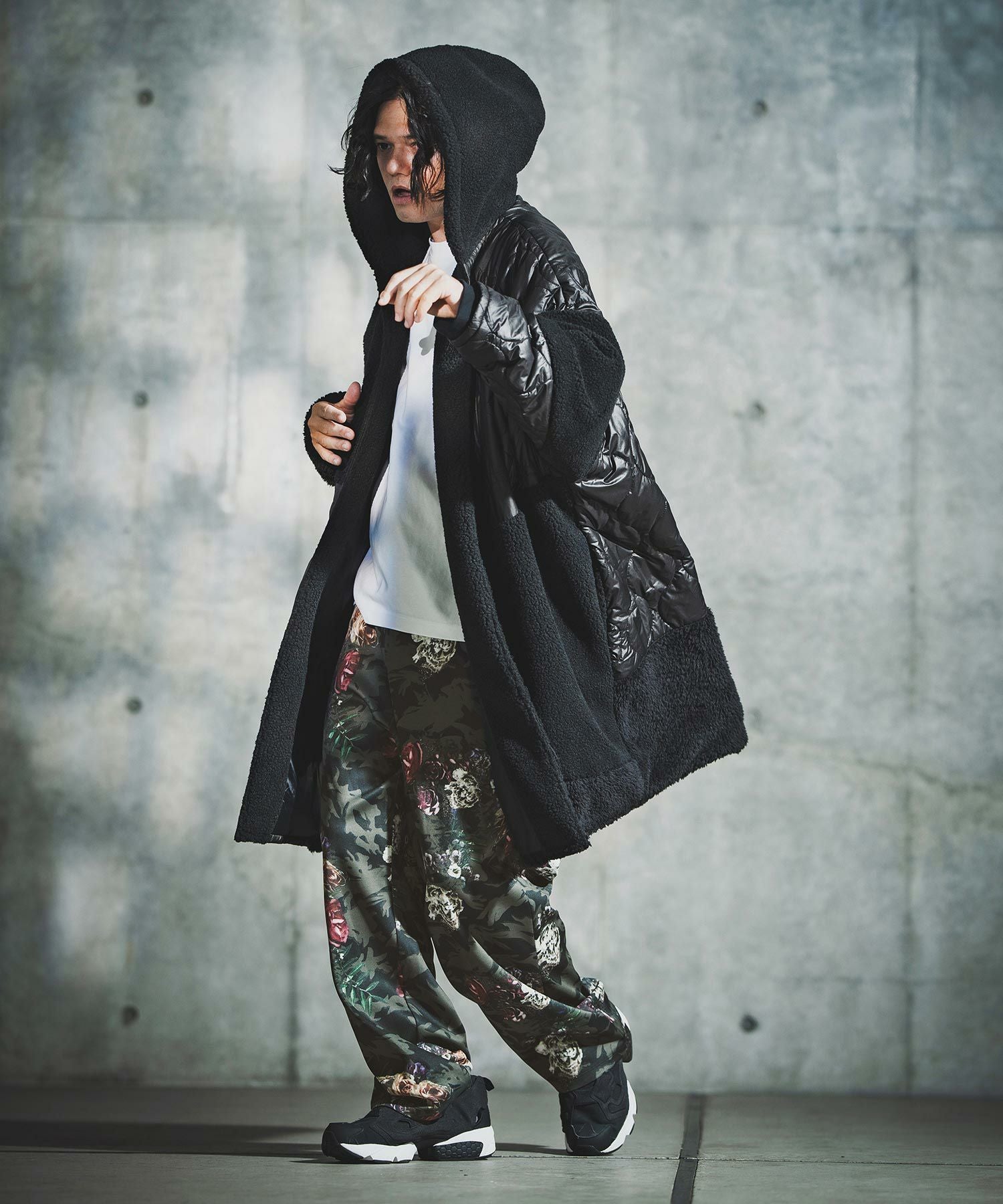 カンビオCAMBIO購入▢ GLIMCLAPのジャージ▢ GLIMCLAP(グリムクラップ)】Original Botanical Print Jersey Pants