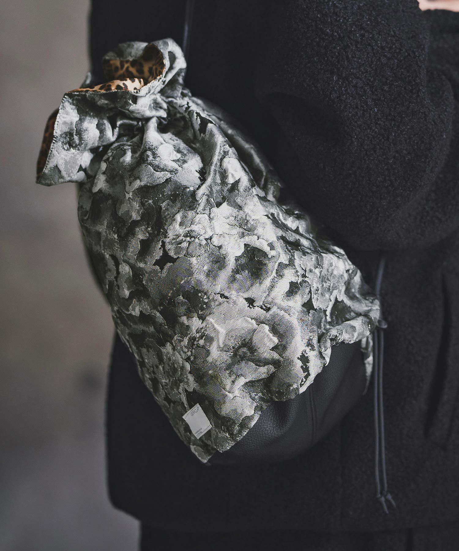 GLIMCLAP(グリムクラップ)】Botanical Jacquard Pouch Bag 巾着バッグ