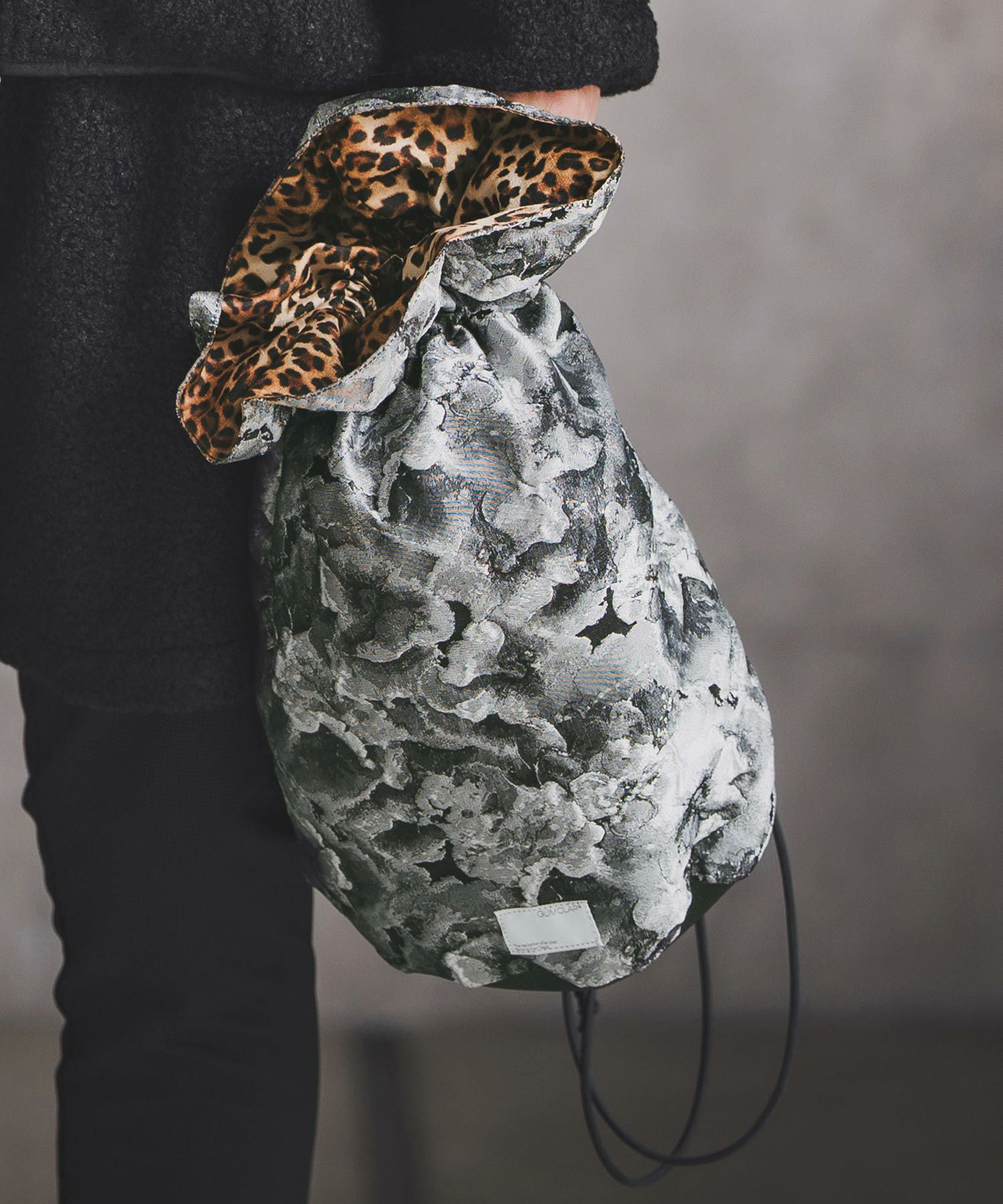 巾着2つ GLIMCLAP(グリムクラップ)】Botanical Jacquard Pouch Bag 巾着バッグ