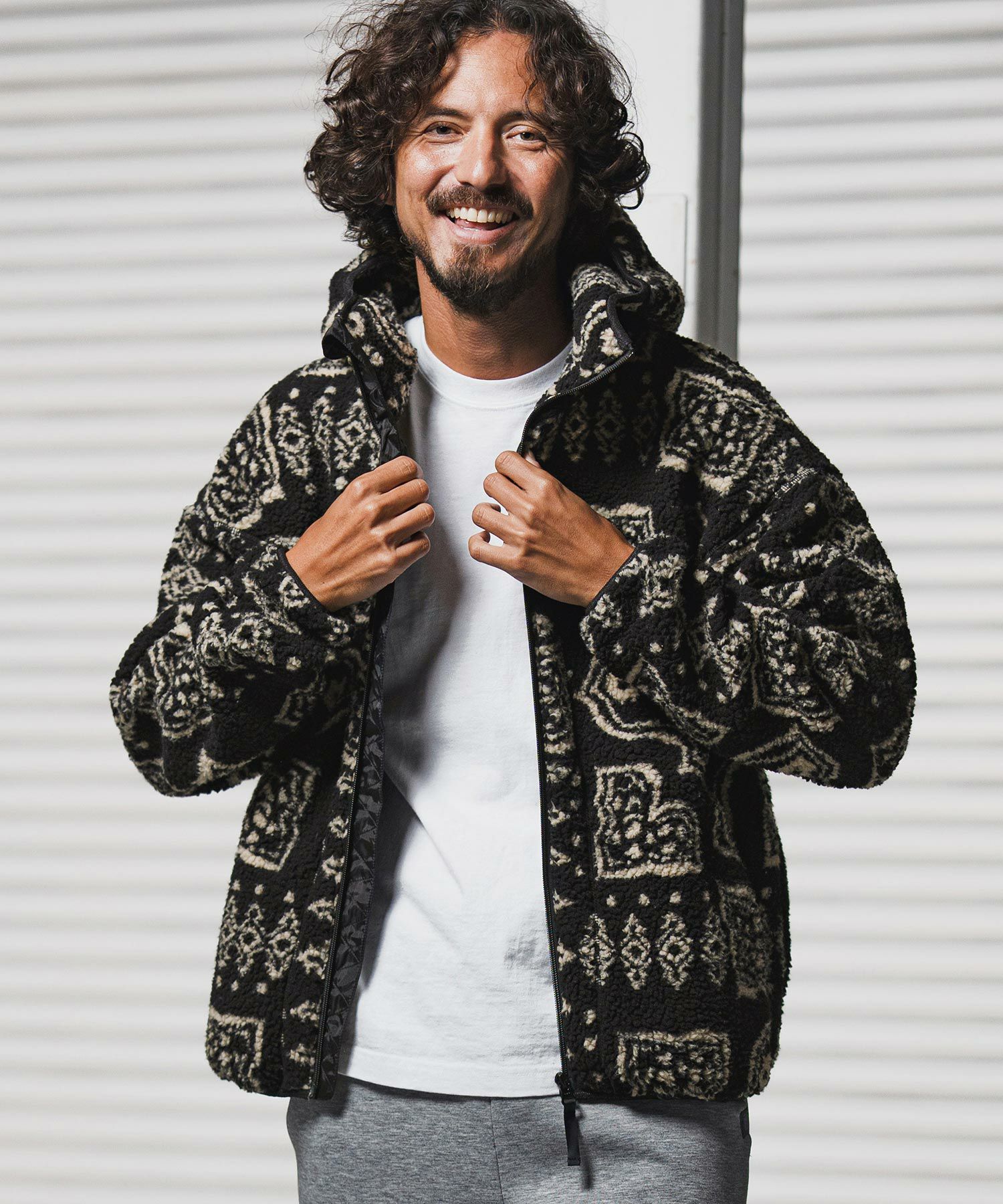 1minute 1second(ワンミニットワンセカンド)】paisley boa zip hoodie