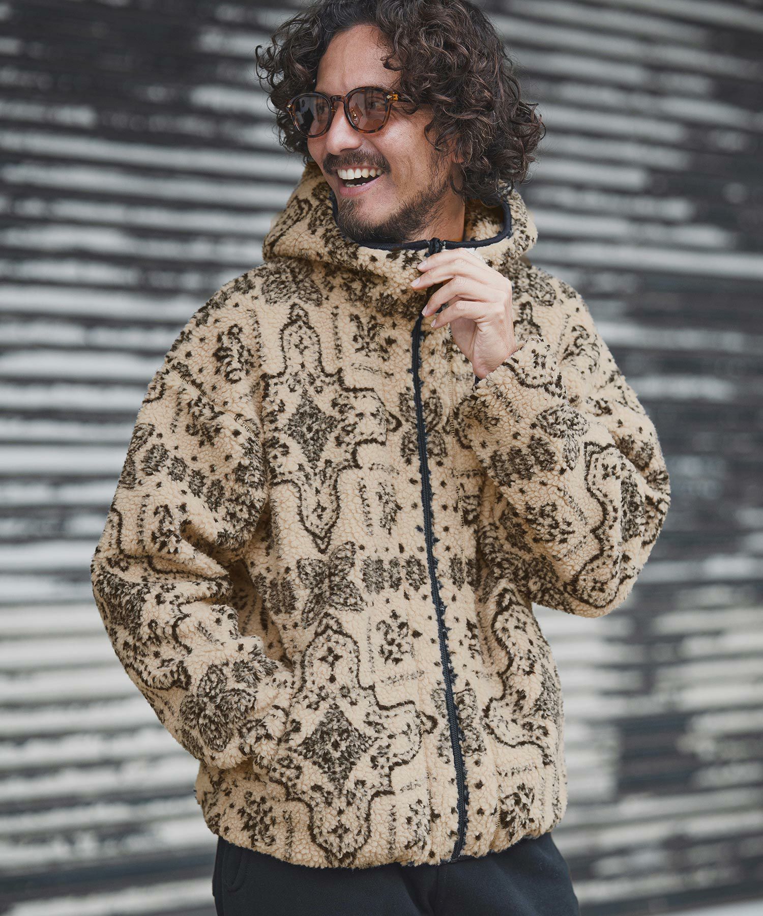 1minute 1second(ワンミニットワンセカンド)】paisley boa zip hoodie