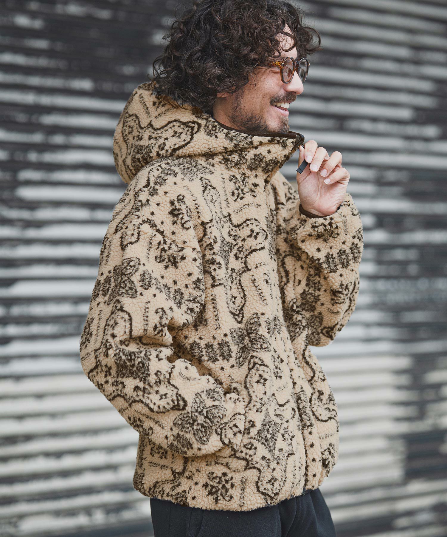 1minute 1second(ワンミニットワンセカンド)】paisley boa zip hoodie