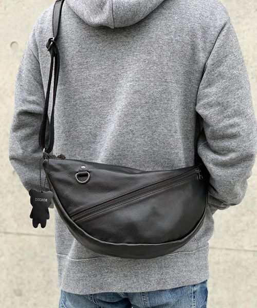 DECADE(ディケイド)】【予約販売7月下旬～8月上旬入荷】Oiled Horse 