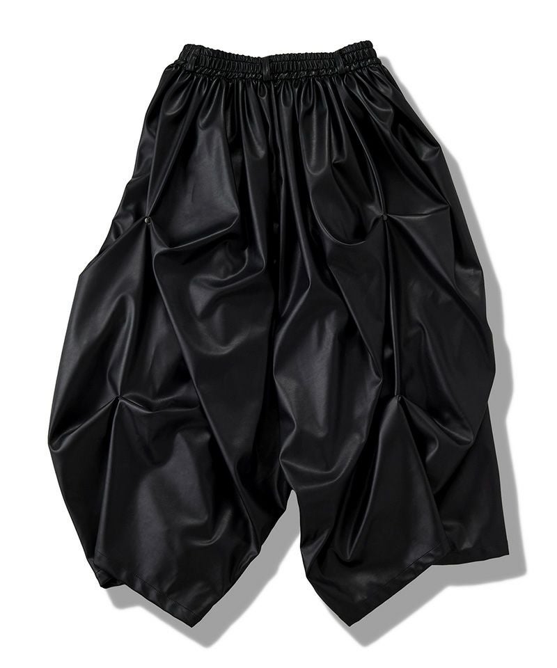 30%OFF【NO ID.(ノーアイディー)】ｼﾝｾﾃｨｯｸﾚｻﾞｰﾘﾍﾞｯﾄﾄﾗｳｻﾞｰｽﾞ パンツ