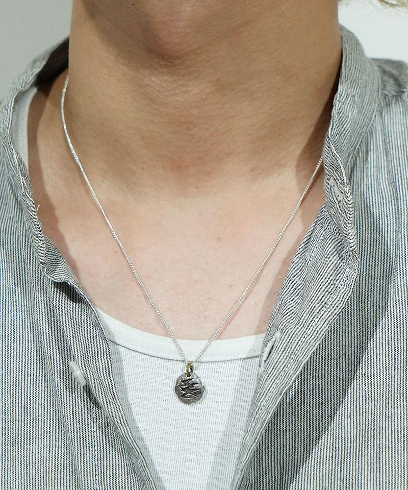 エゴトリッピング EGO TRIPPING ネックレス EGO TRIPPING(エゴトリッピング)】FLASH 「E」 NECKLACE ネックレス