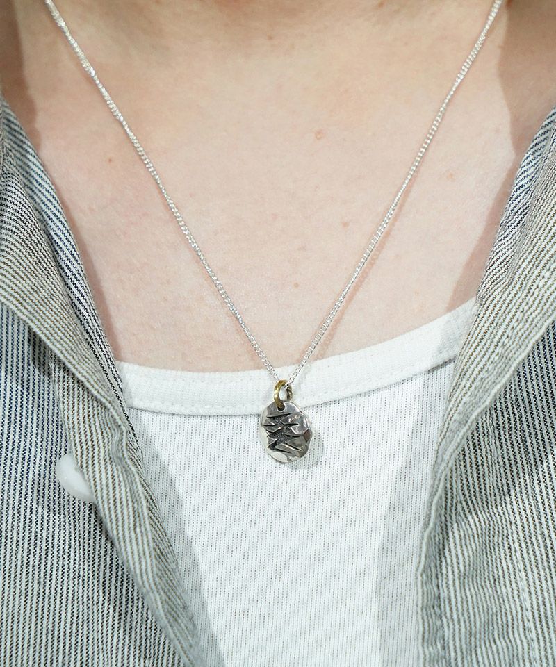 エゴトリッピング EGO TRIPPING ネックレス EGO TRIPPING(エゴトリッピング)】FLASH 「E」 NECKLACE ネックレス