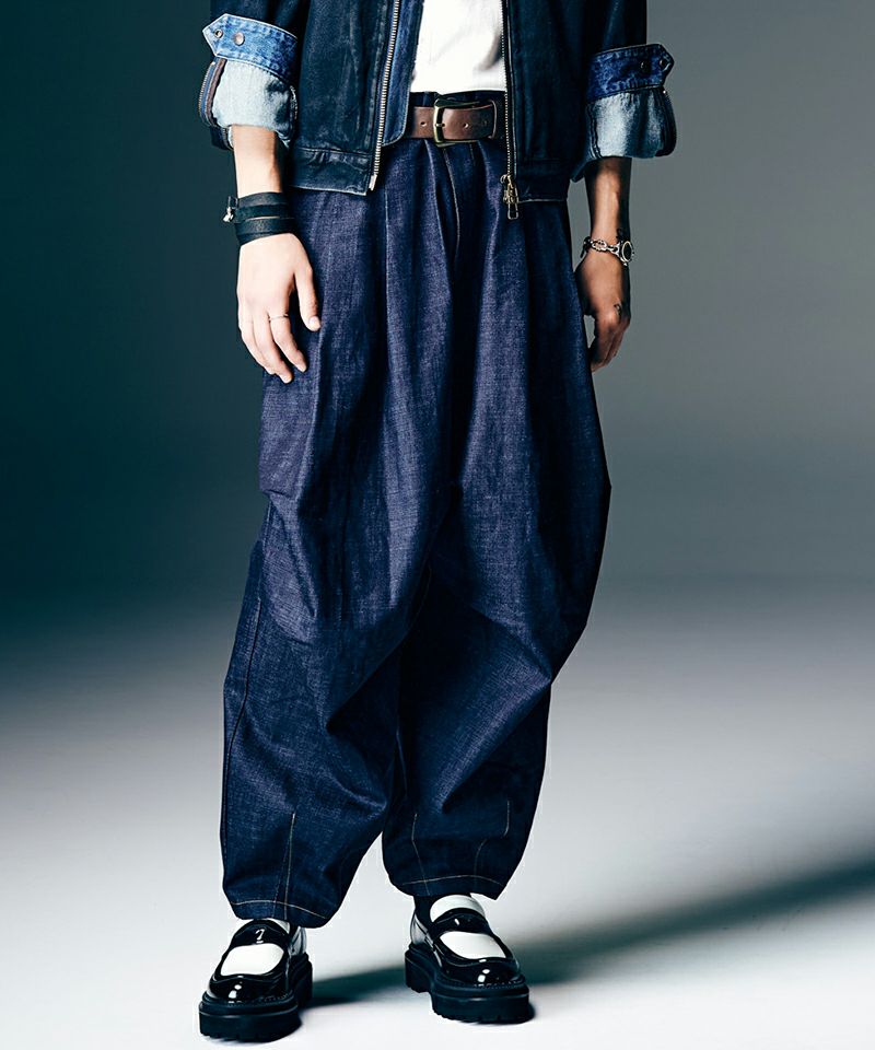 glamb(グラム)】Crossover Tuck Pants クロスオーバータックパンツ