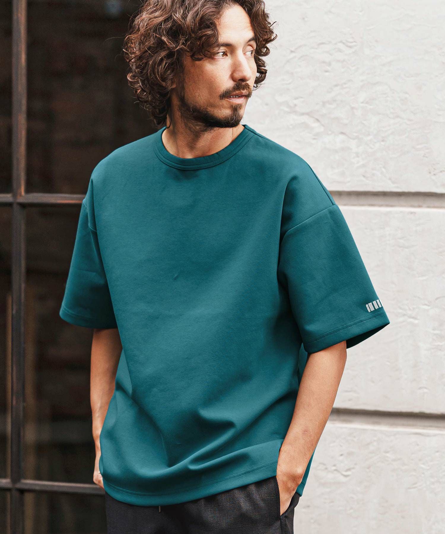 felkod(フィルコッド)】Barcode Embroidery Cardboard Knit Tee T