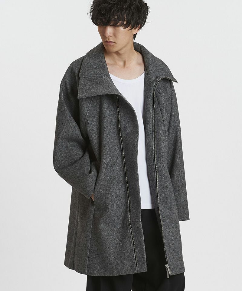 20%OFF【NO ID.(ノーアイディー)】ﾎﾞﾘｭｰﾑﾈｯｸﾗｲﾀﾞｰｽｵｰﾊﾞｰｺｰﾄ(457006