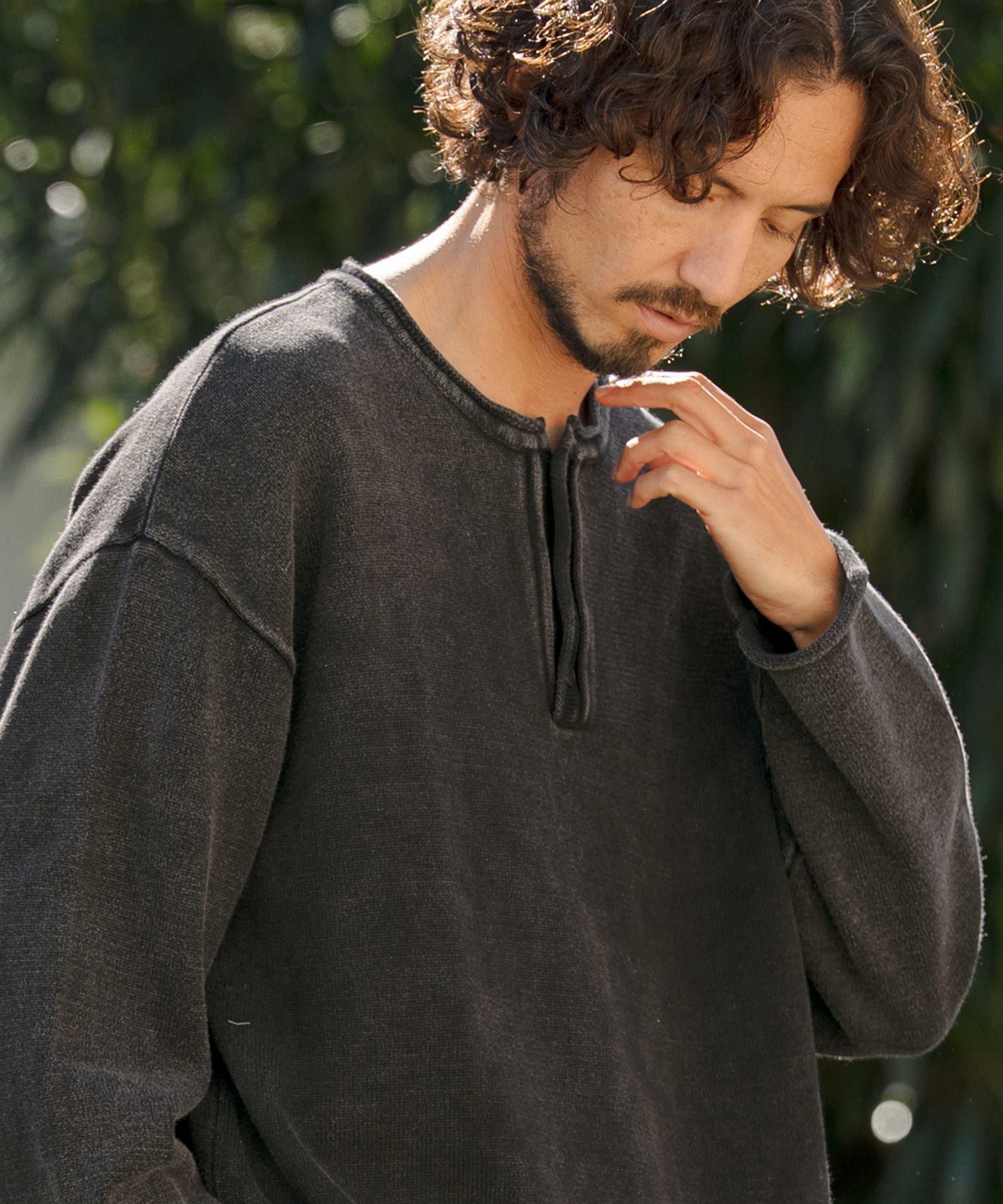 CAMBIO(カンビオ)】Pigment Dyed Henley Neck Knit Pullover ヘンリー