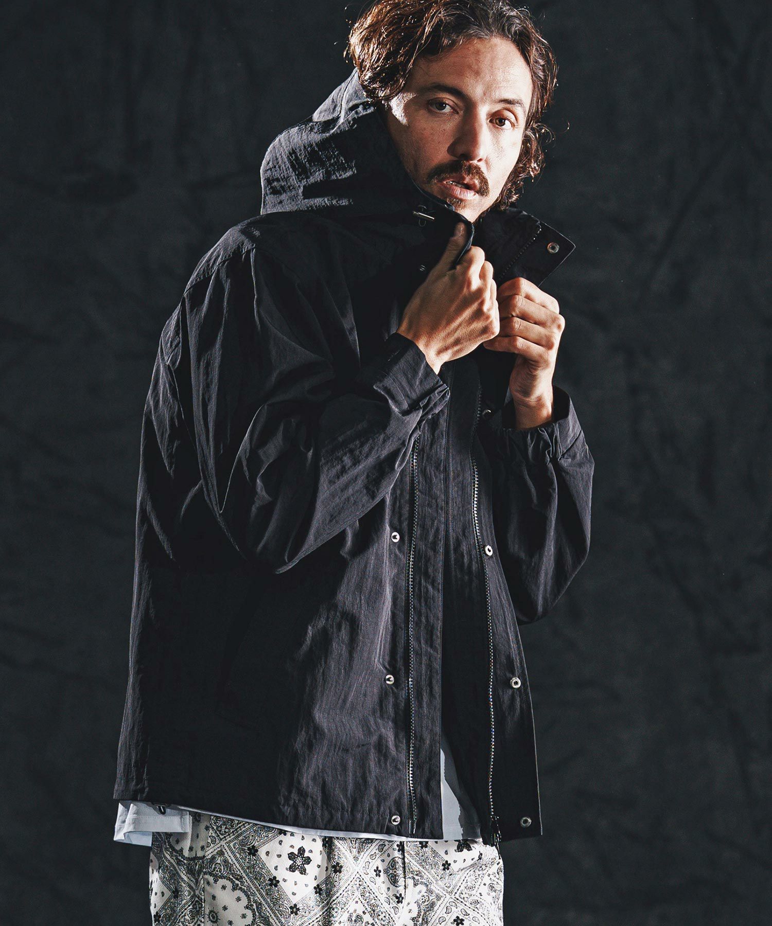 wjk reluxe】shrink nylon parka ナイロンパーカー(WR26S-19) | CAMBIO
