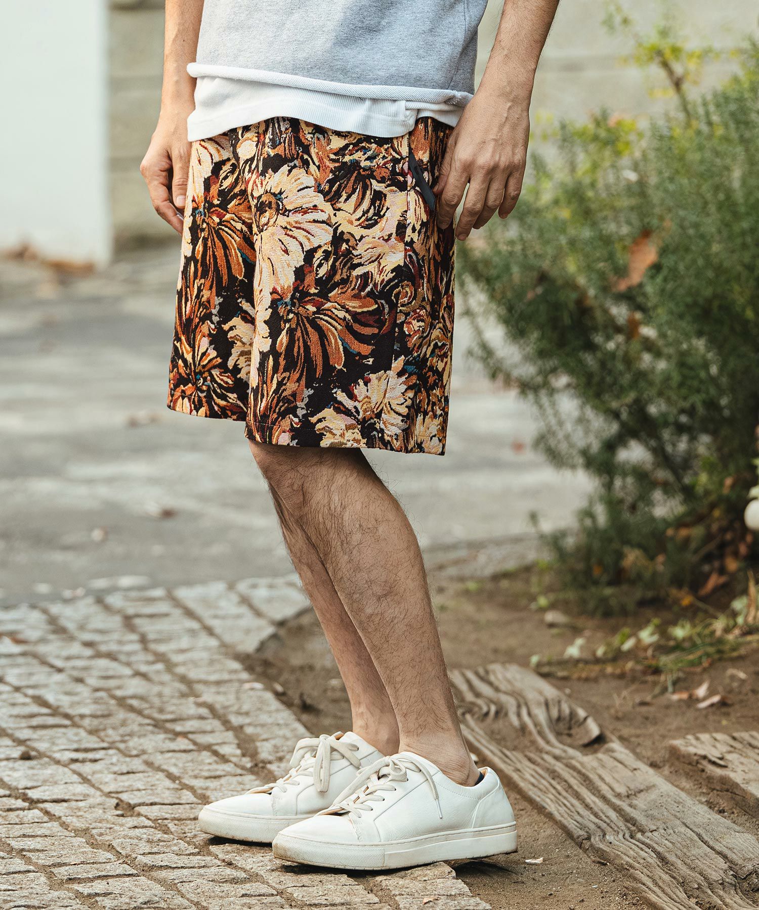 CAMBIO(カンビオ)】Botanical Gobelin Textile Short Pants