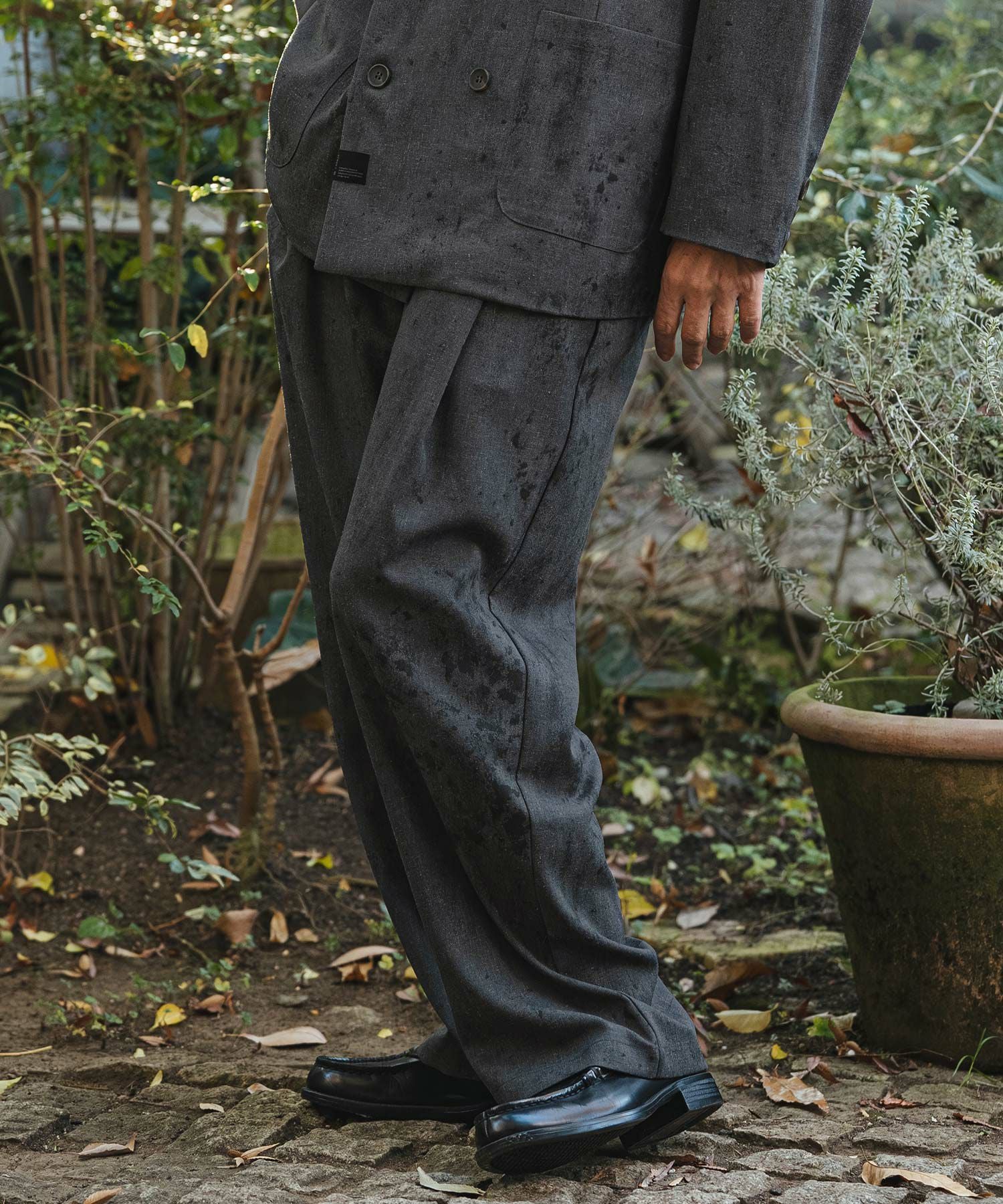 CAMBIO(カンビオ)】Uneven Dye Like Jacquard Two Tuck Pants 2タック