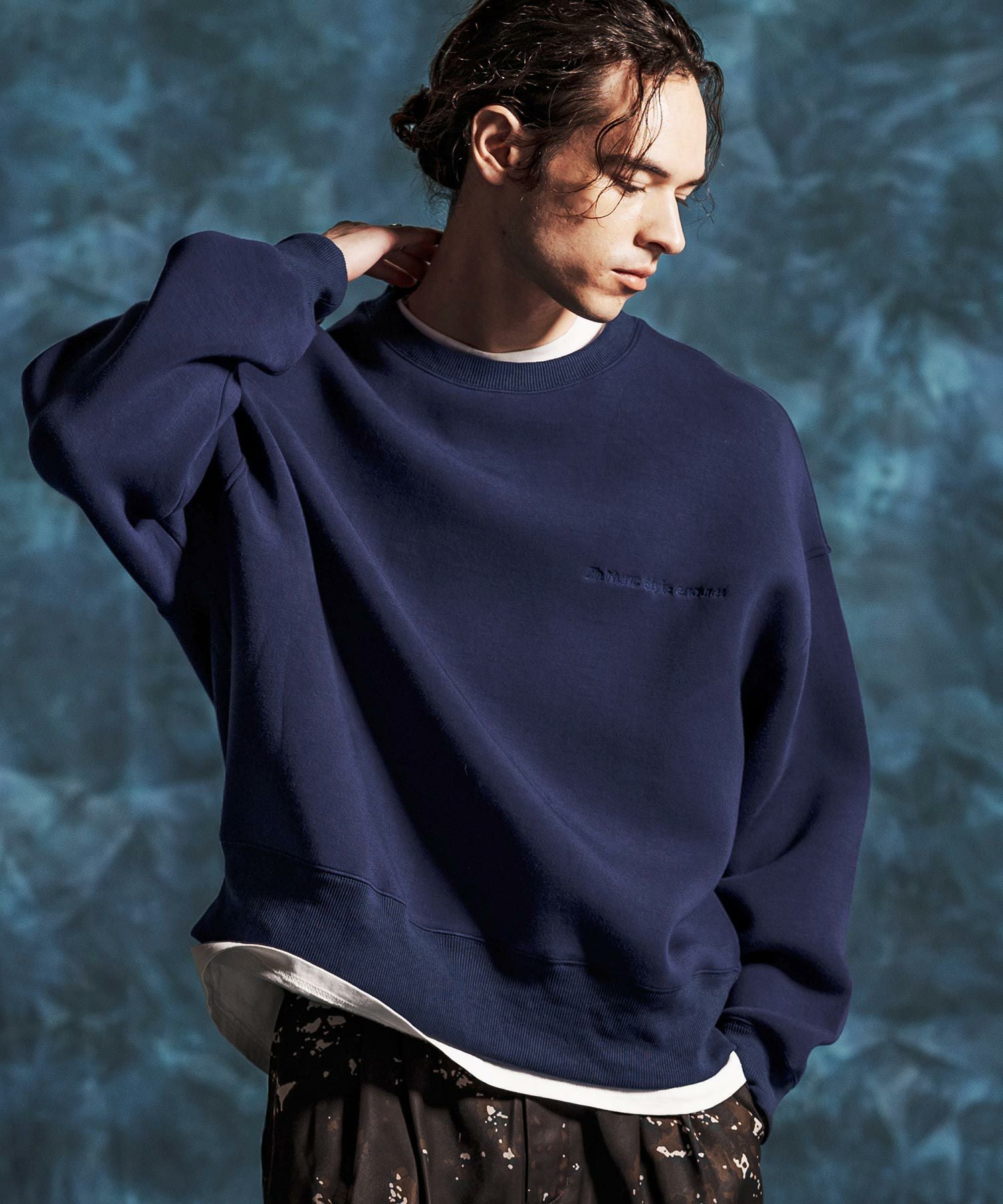 Jih Nunc(ジーヌンク)】ショート丈ポンチ刺繍プルオーバー(JIH-R1149