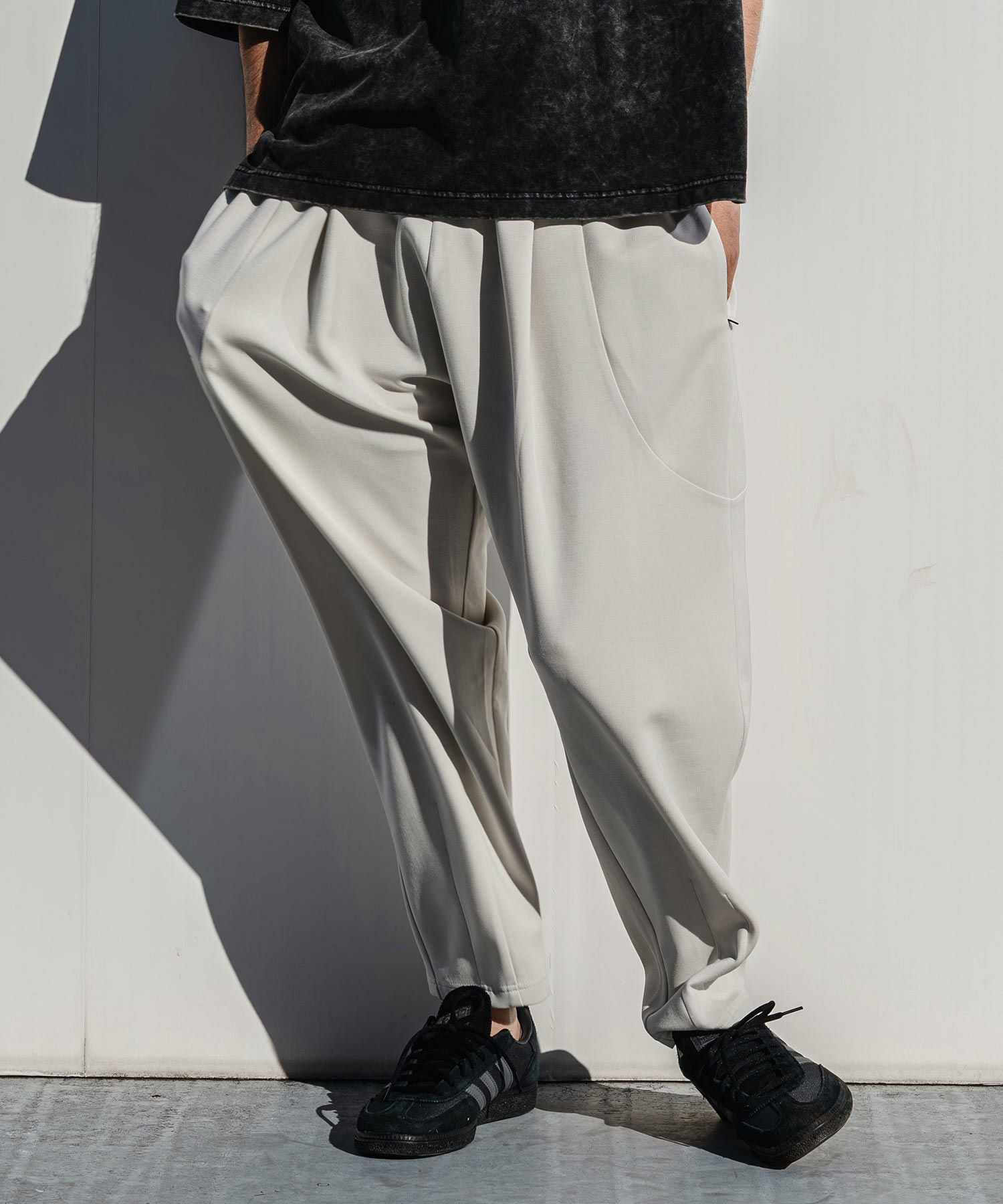 CAMBIO(カンビオ)】Lyocell Blend Lightweight Cardboard Knit Pants