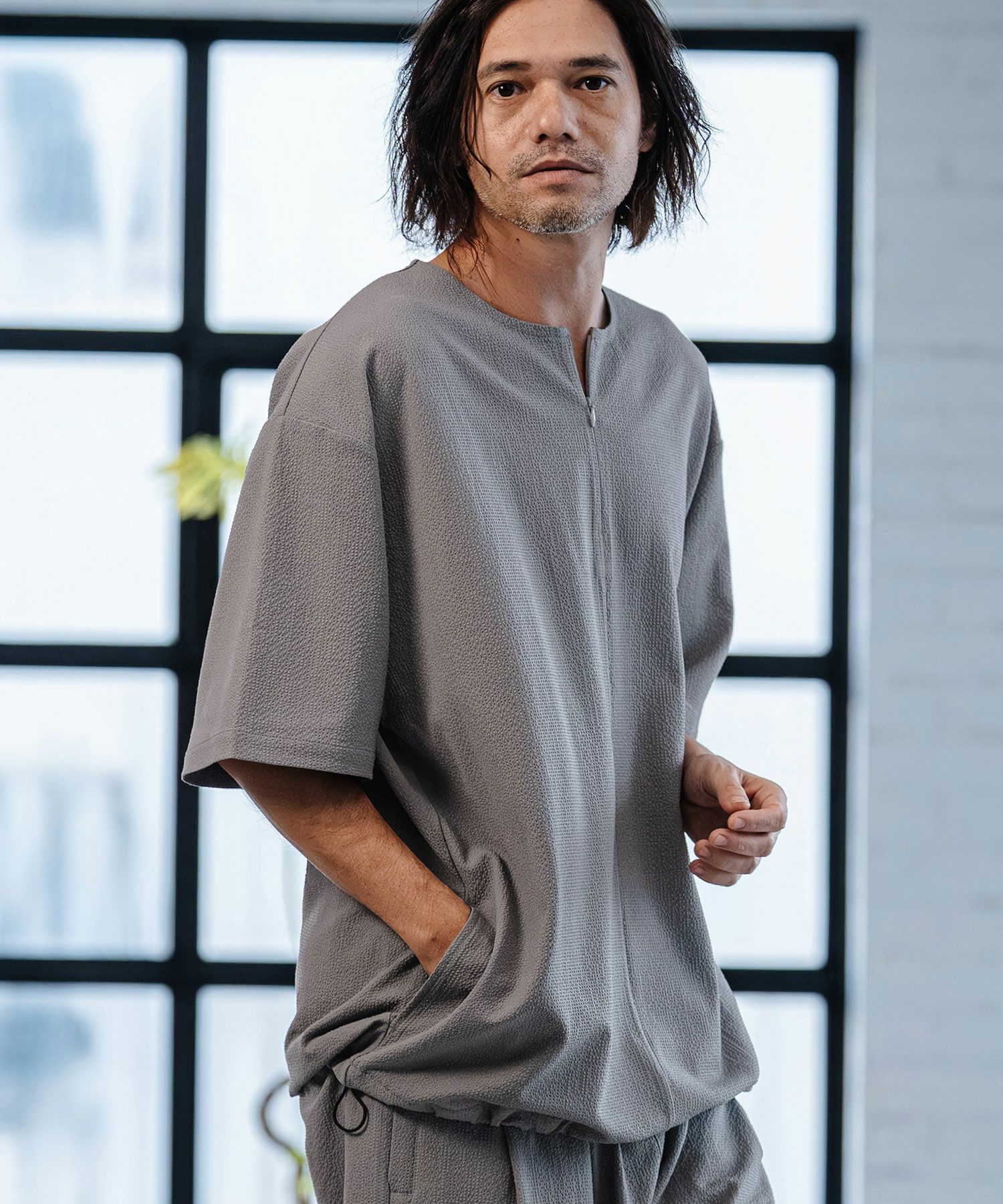 30%OFF【CAMBIO(カンビオ)】Stretch Seersucker Key Neck Short Sleeve