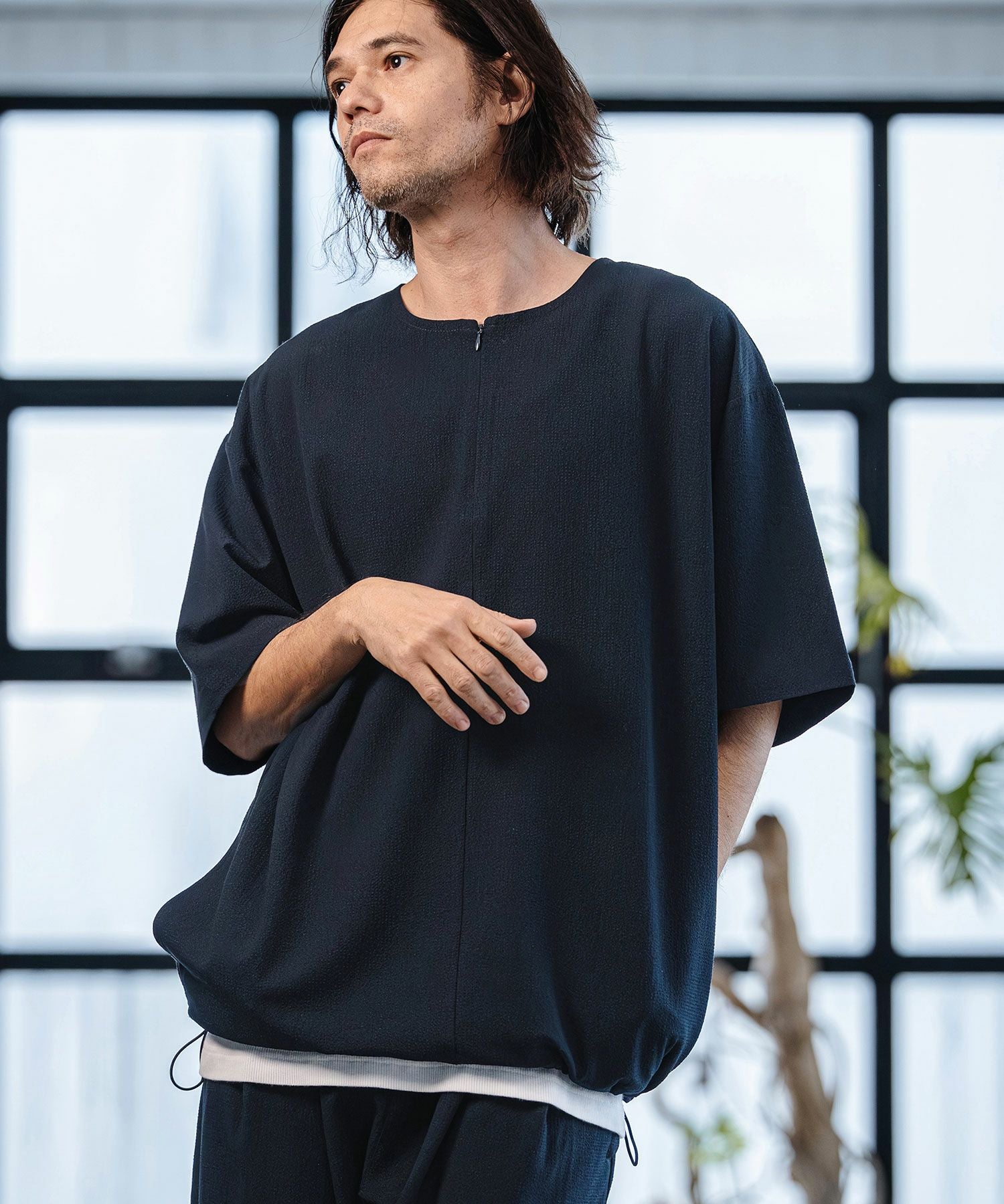 CAMBIO(カンビオ)】Stretch Seersucker Zip Henley Neck Short Sleeve