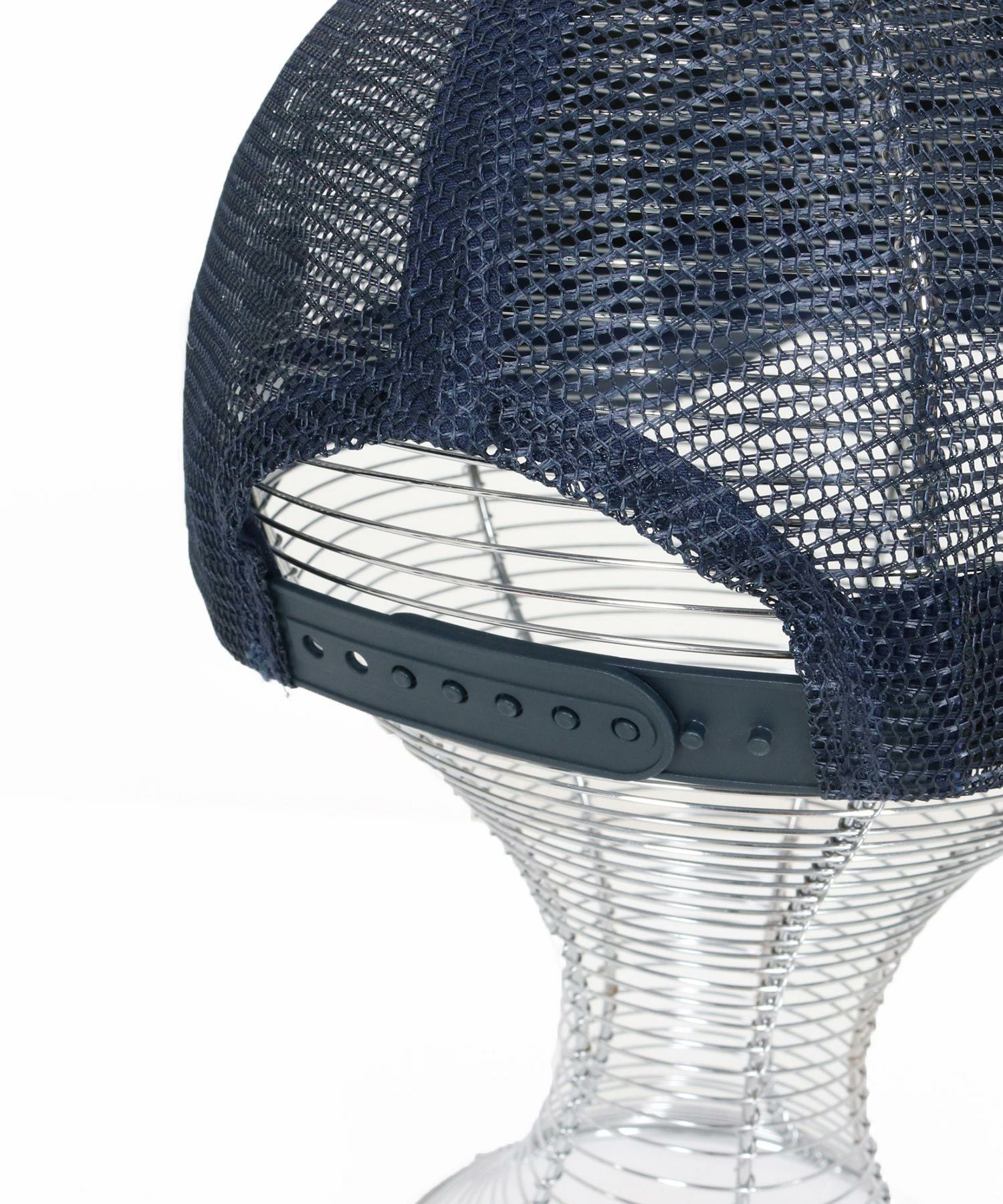 seventy seven(セブンティセブン)】embroidery mesh cap (77number