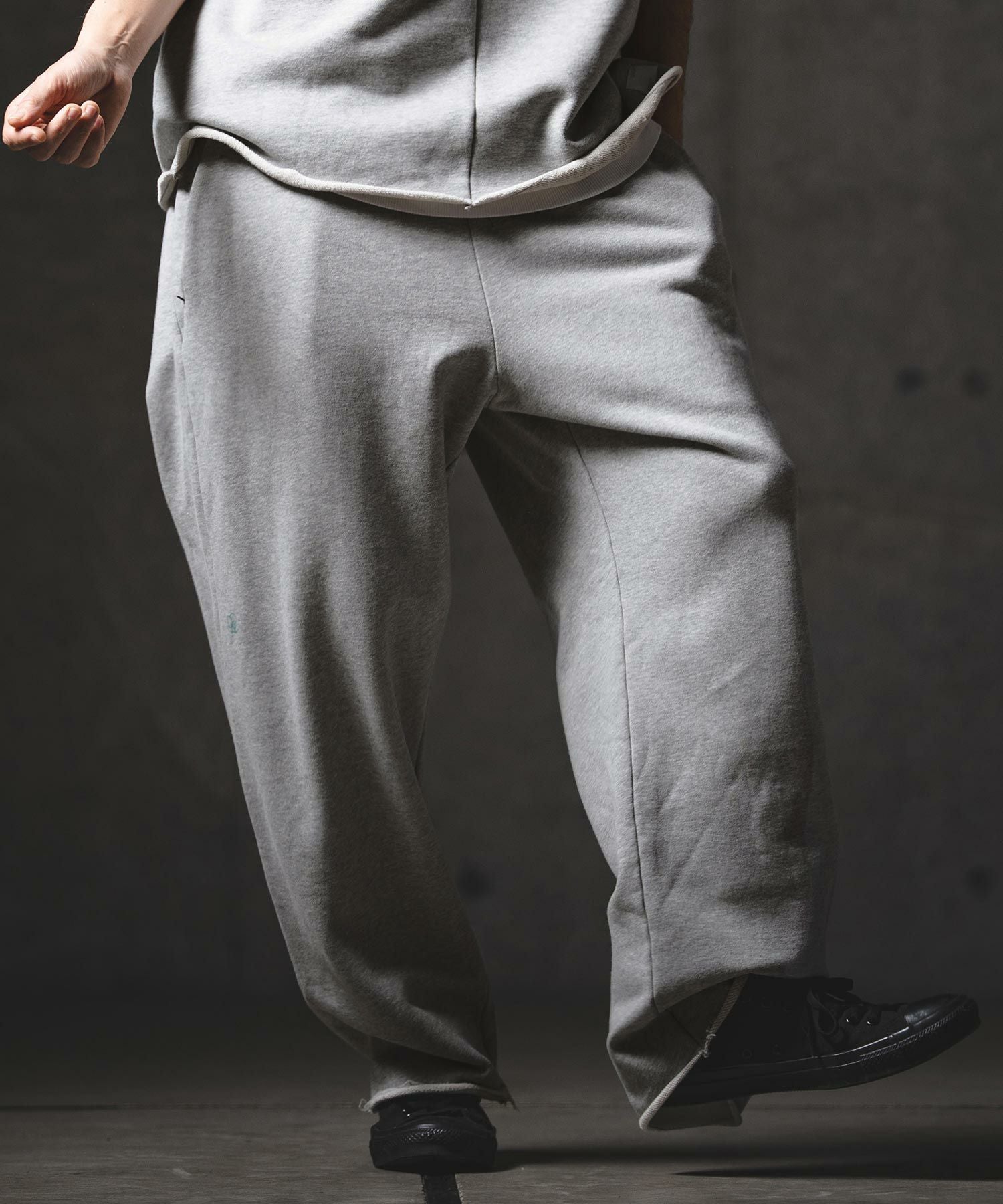 GLIMCLAP(グリムクラップ)】Printed Design Sweat Pants スウェット