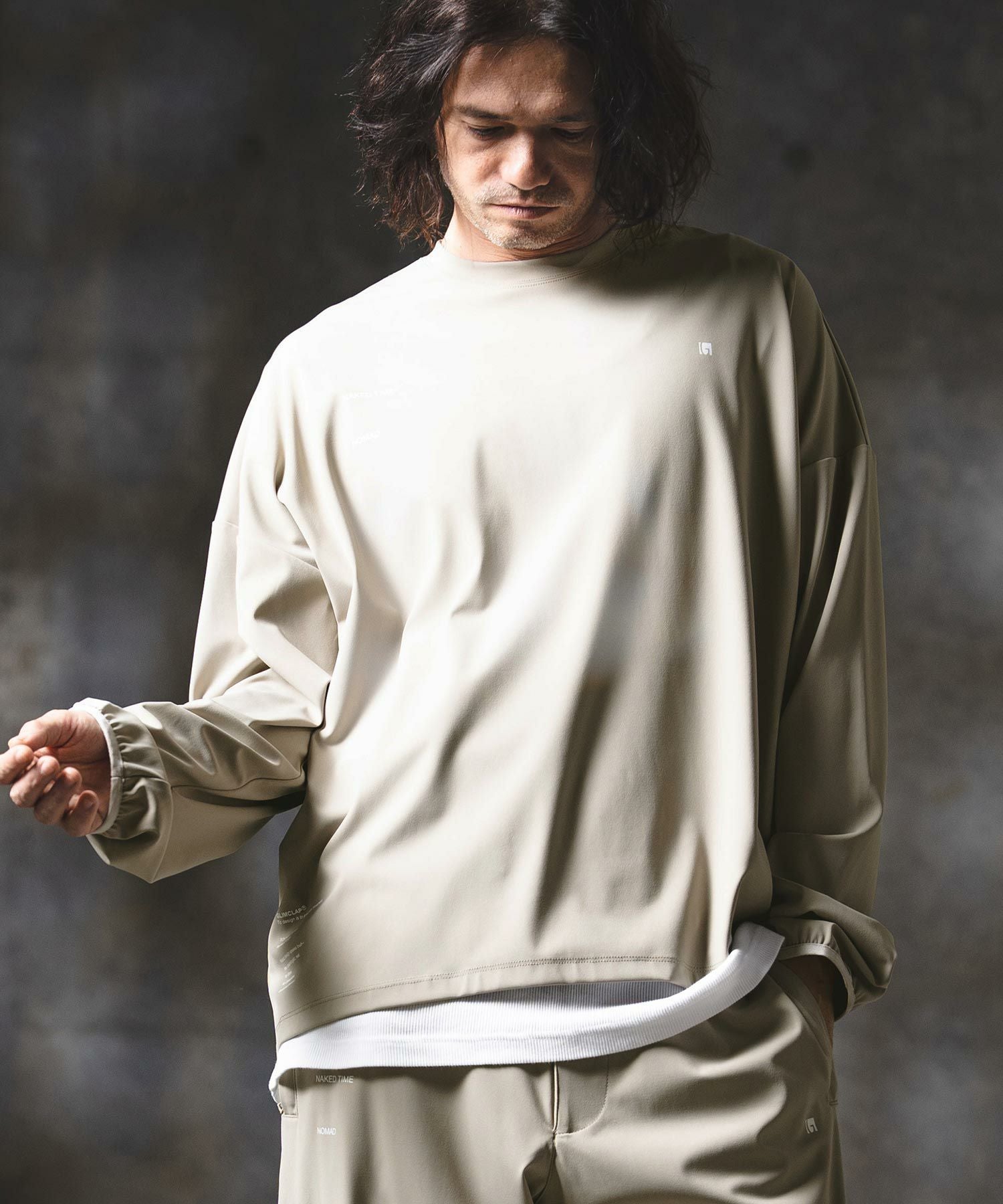 GLIMCLAP(グリムクラップ)】Airy Smooth Fabric Long Sleeve T-Shirt