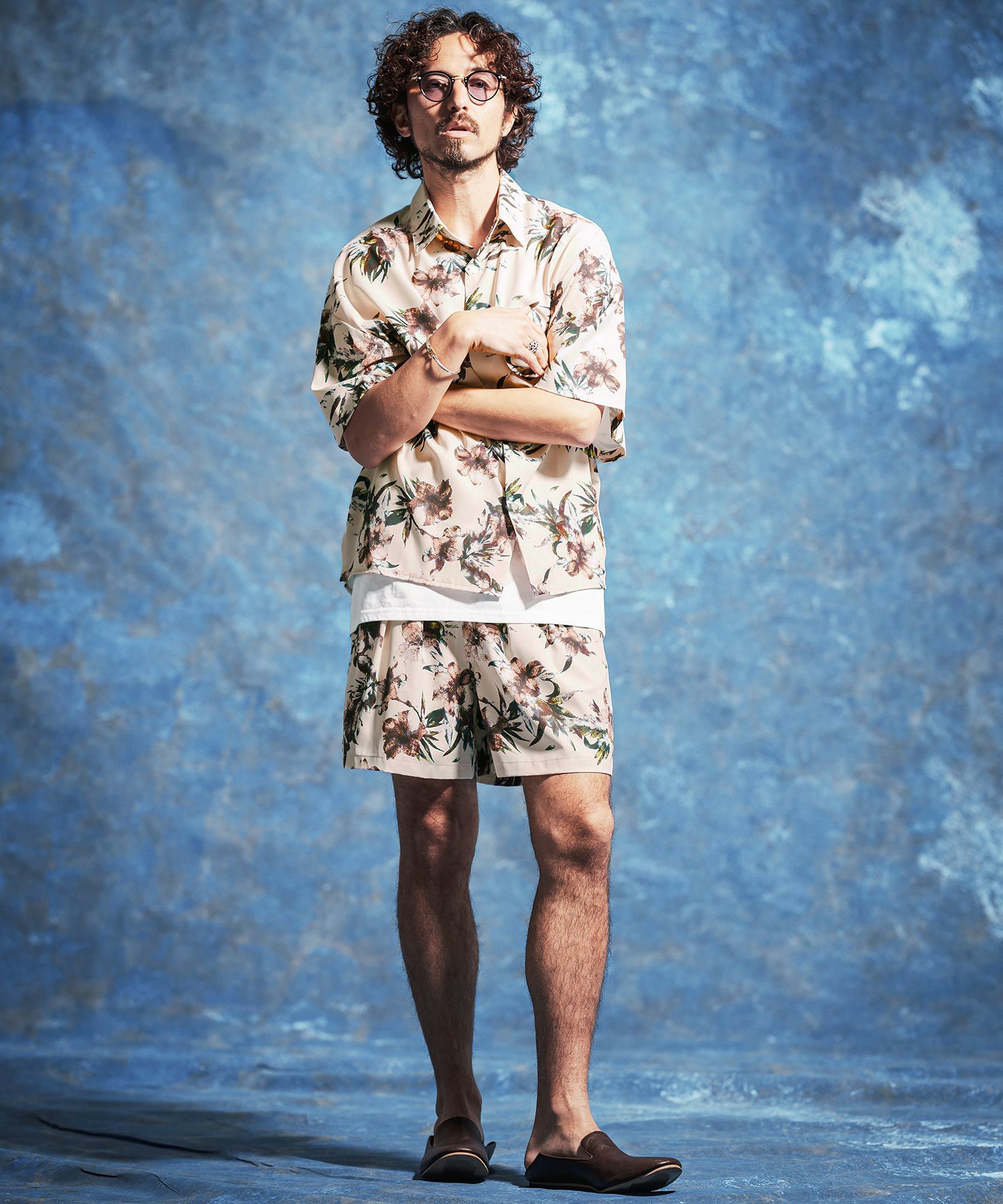 Jih Nunc(ジーヌンク)】フラワー総柄プリントタックショートパンツ(JIH