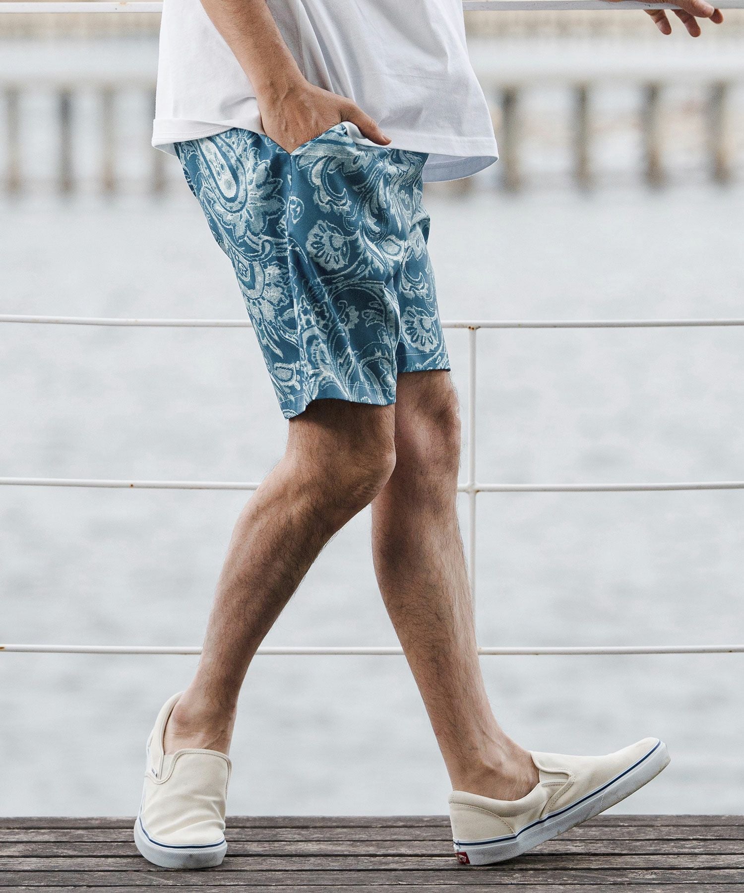 CAMBIO(カンビオ)】Lightweight Fabric Classic Paisley Short Pants