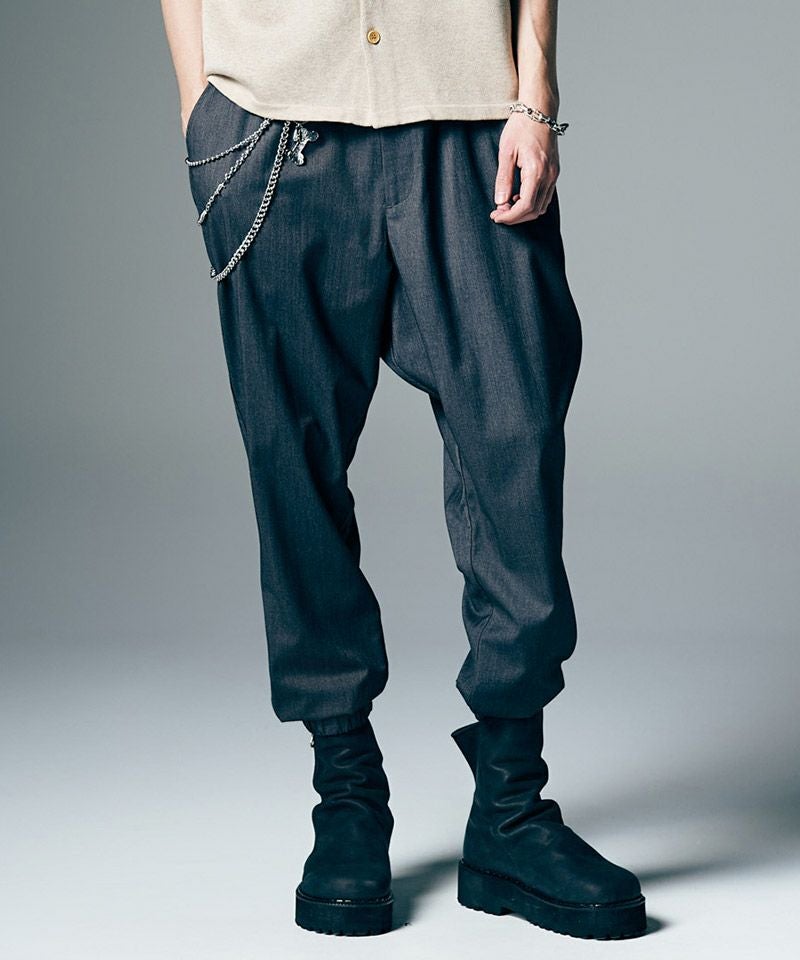 glamb(グラム)】Shadow Stripe Tapered Slacks シャドーストライプ