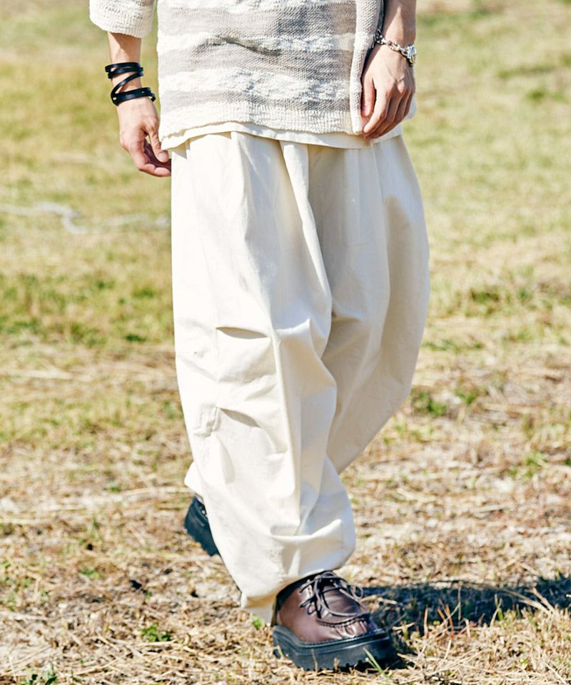 rehacer(レアセル)】【予約販売9月上旬～中旬入荷】Ridge Tuck Pants
