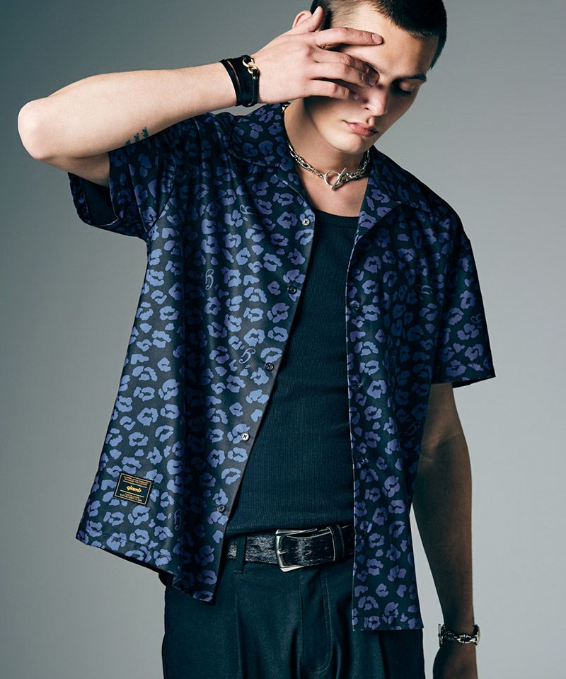 未使用　glamb　オープンカラーシャツ　半袖　黒　星柄 glamb(グラム)】Leopard Open Collar Shirt レオパードオープンカラー