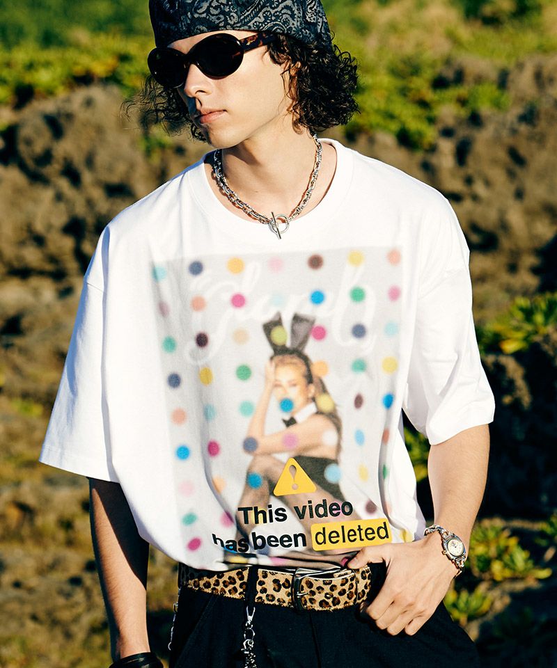 glamb(グラム)】Makima T-shirt II マキマTシャツ2(GB0425-CM08