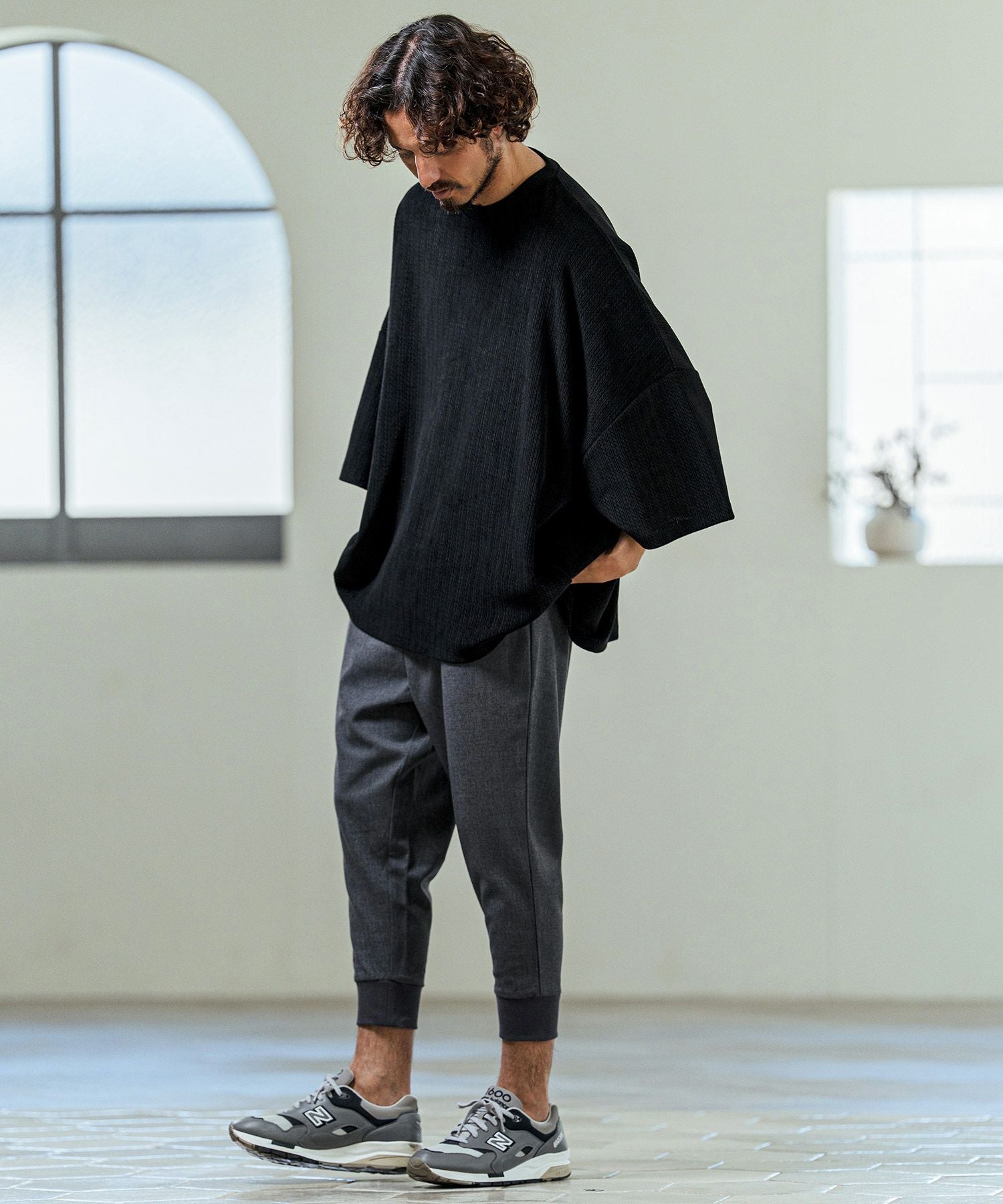 Magine(マージン)】Knit Look Side Slit Relax Fit T-Shirt ニットソー