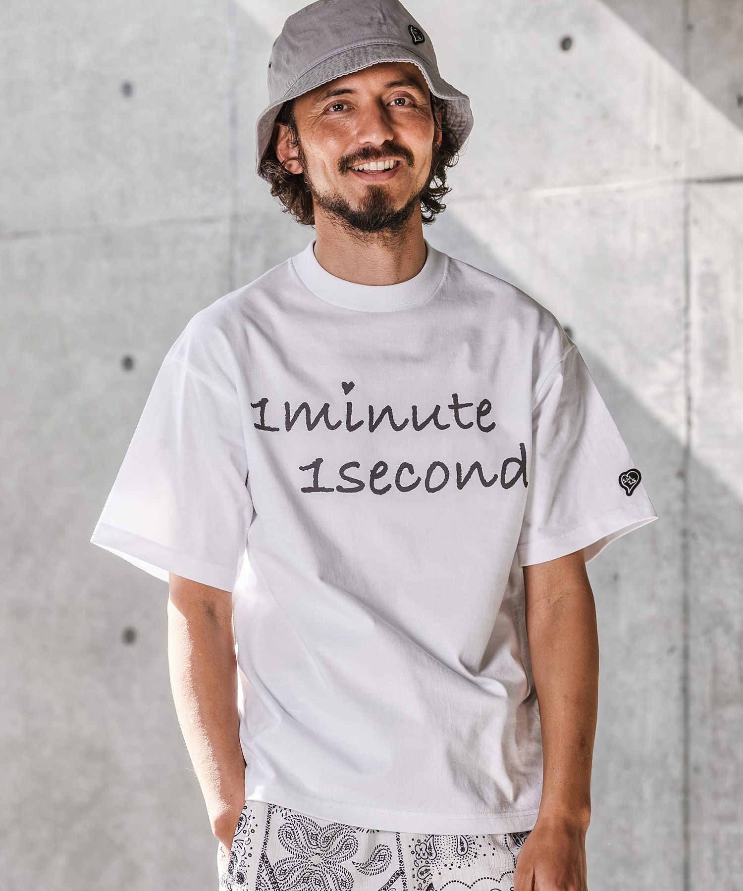1minute 1second(ワンミニットワンセカンド)】1 Pocket embroidery