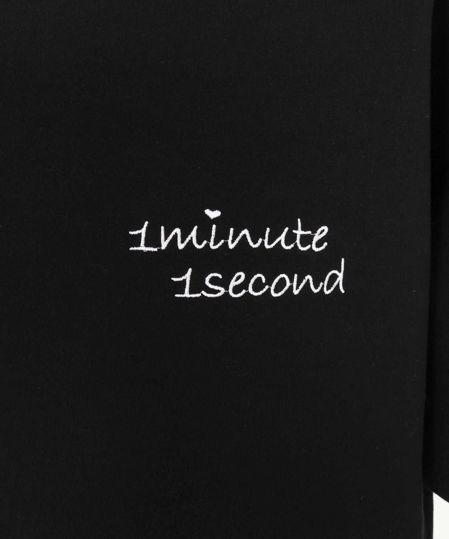 1minute 1second(ワンミニットワンセカンド)】cursive embroidery
