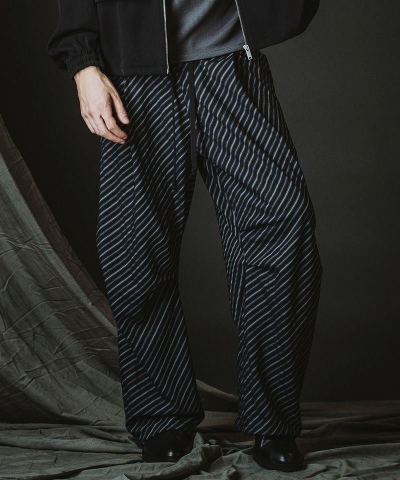 20%OFF【NO ID.(ノーアイディー)】ｲｰｼﾞｰﾊﾞｷﾞｰﾊﾟﾗｼｭｰﾄﾄﾗｳｻﾞｰｽﾞ パンツ