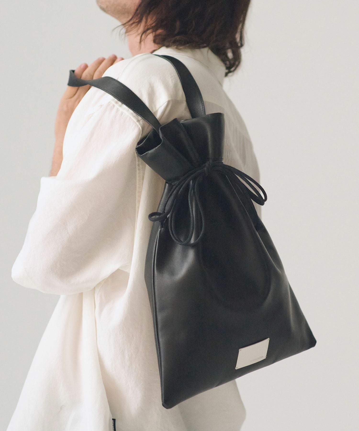 CULLNI(クルニ)】Square leather shoulder bag レザーショルダーバッグ