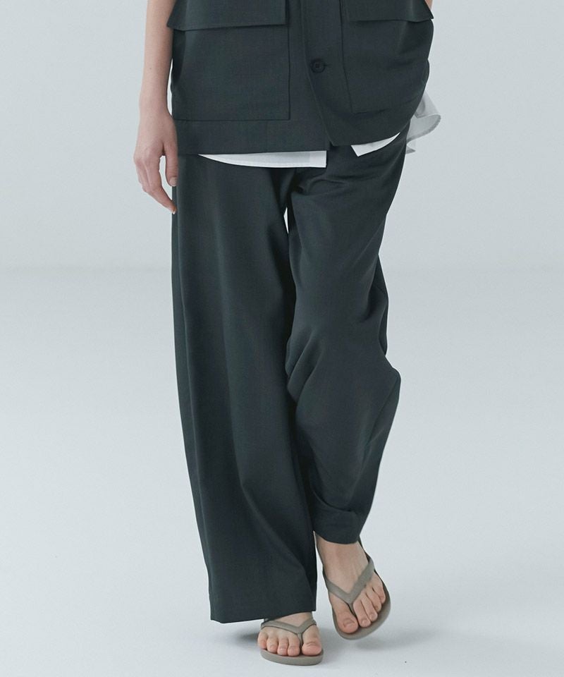 CULLNI(クルニ)】Dry Gabardine Drawstring Wide Pants リラックス