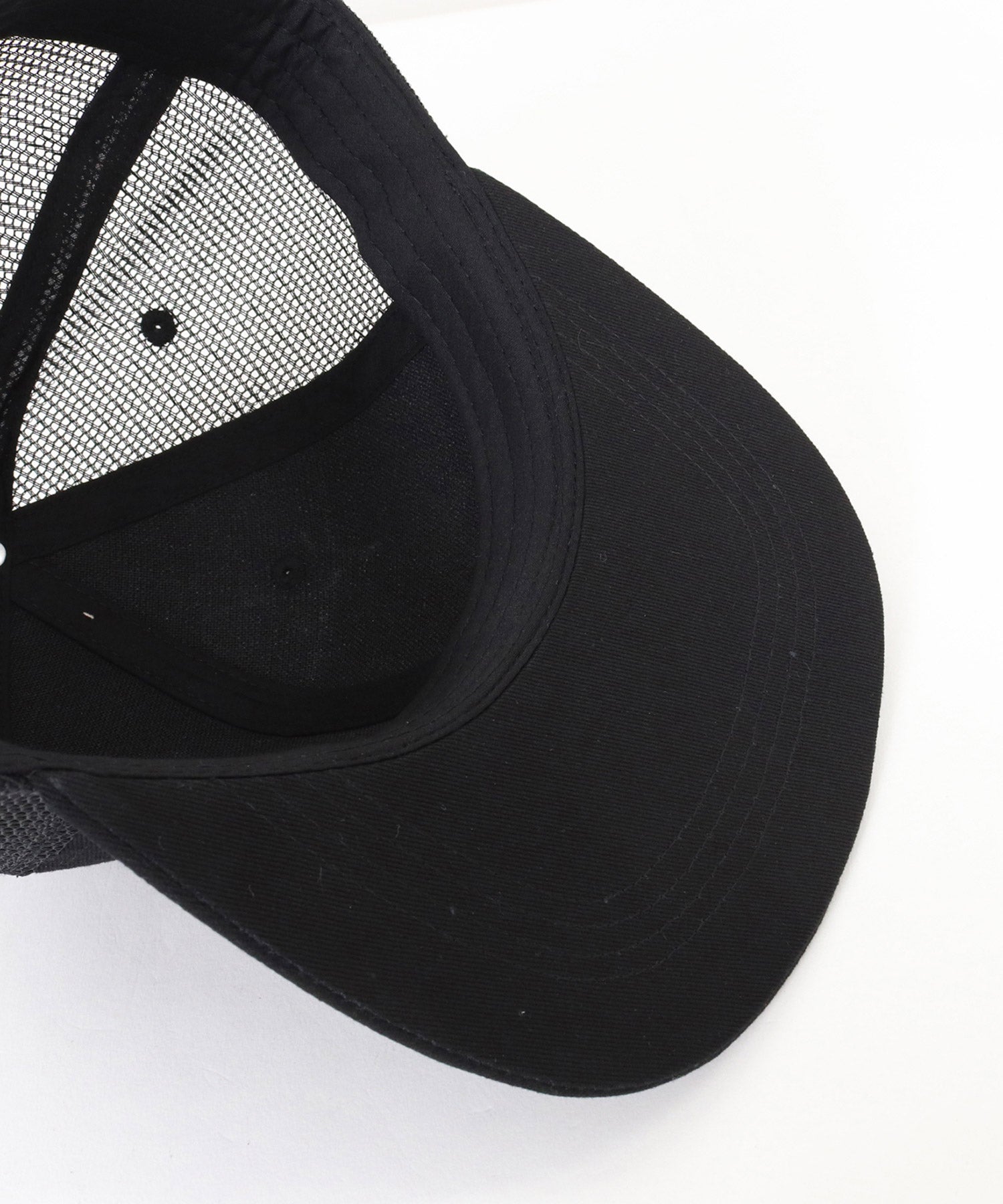 ANGENEHM(アンゲネーム)】Minimal Logo Mesh Cap メッシュキャップ