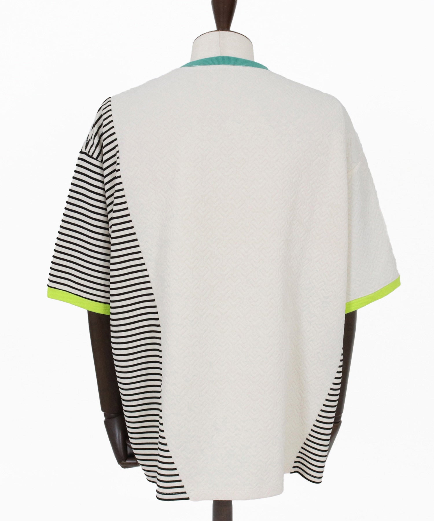ANGENEHM(アンゲネーム)】Border × Jacquard Switch & Trim Rib Design