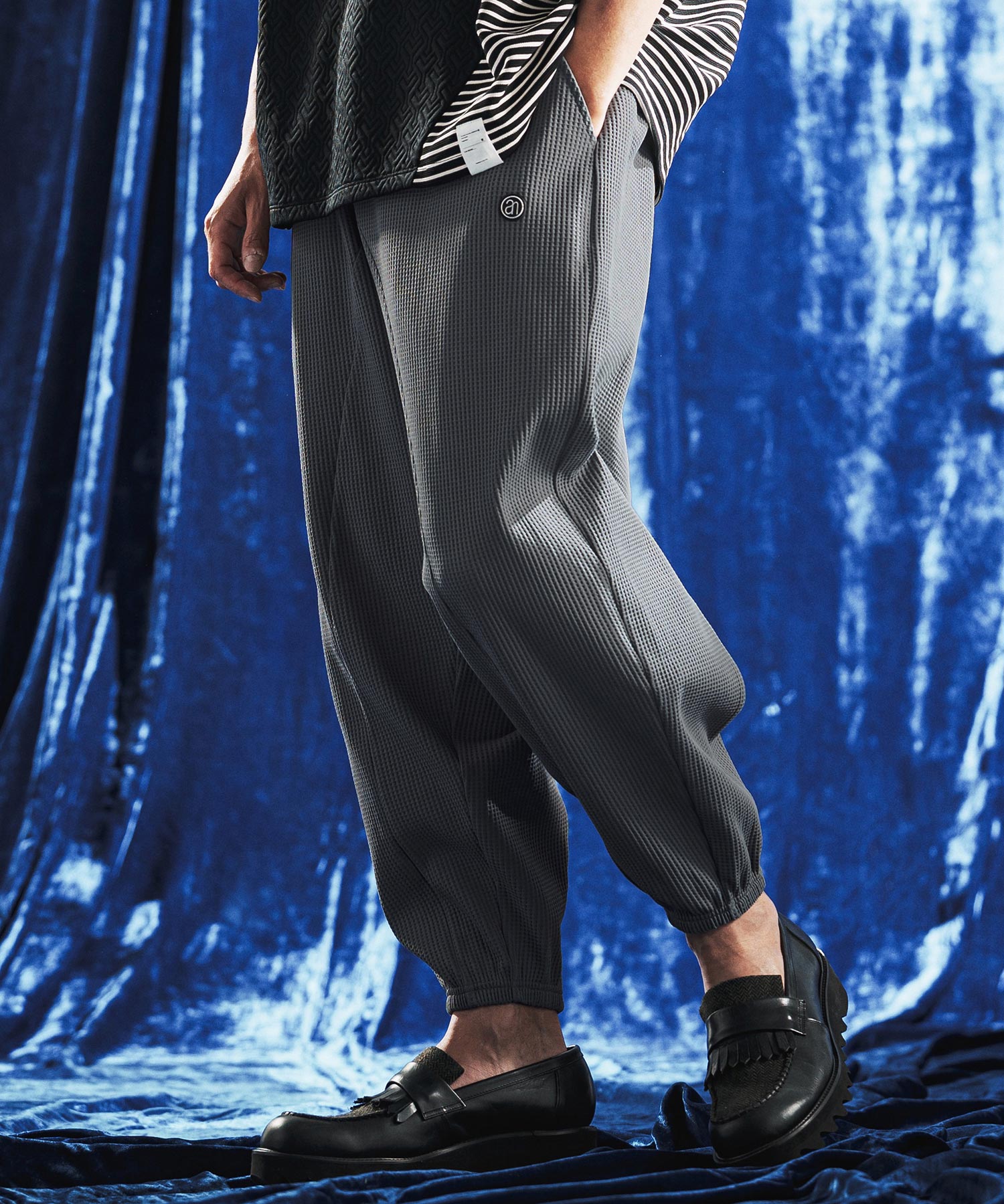 ANGENEHM(アンゲネーム)】Tricot Waffle Wide Balloon Joggers