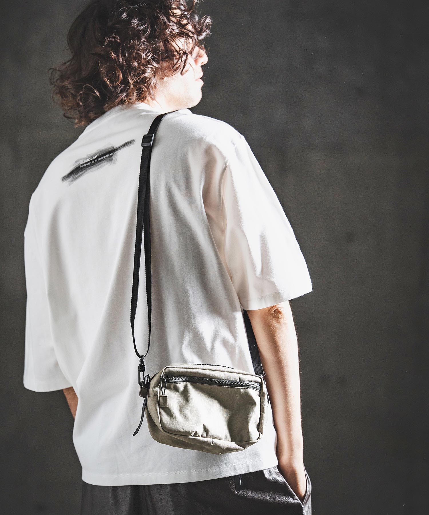 GLIMCLAP(グリムクラップ)】Nylon Fabric Compact Body Pack ボディ