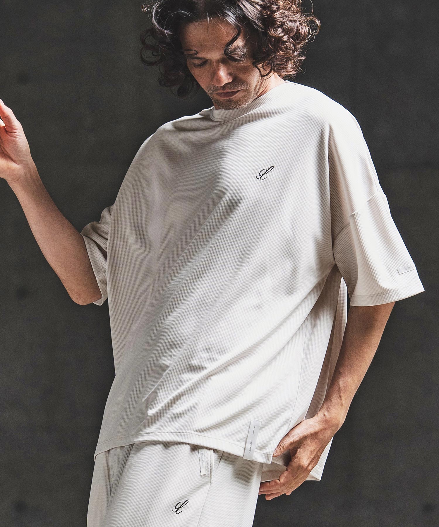 GLIMCLAP(グリムクラップ)】Sheer Waffle Fabric T-shirt トラックT